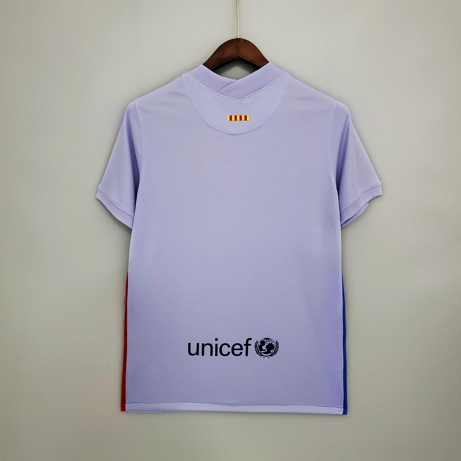 21 22 Barcelona Away