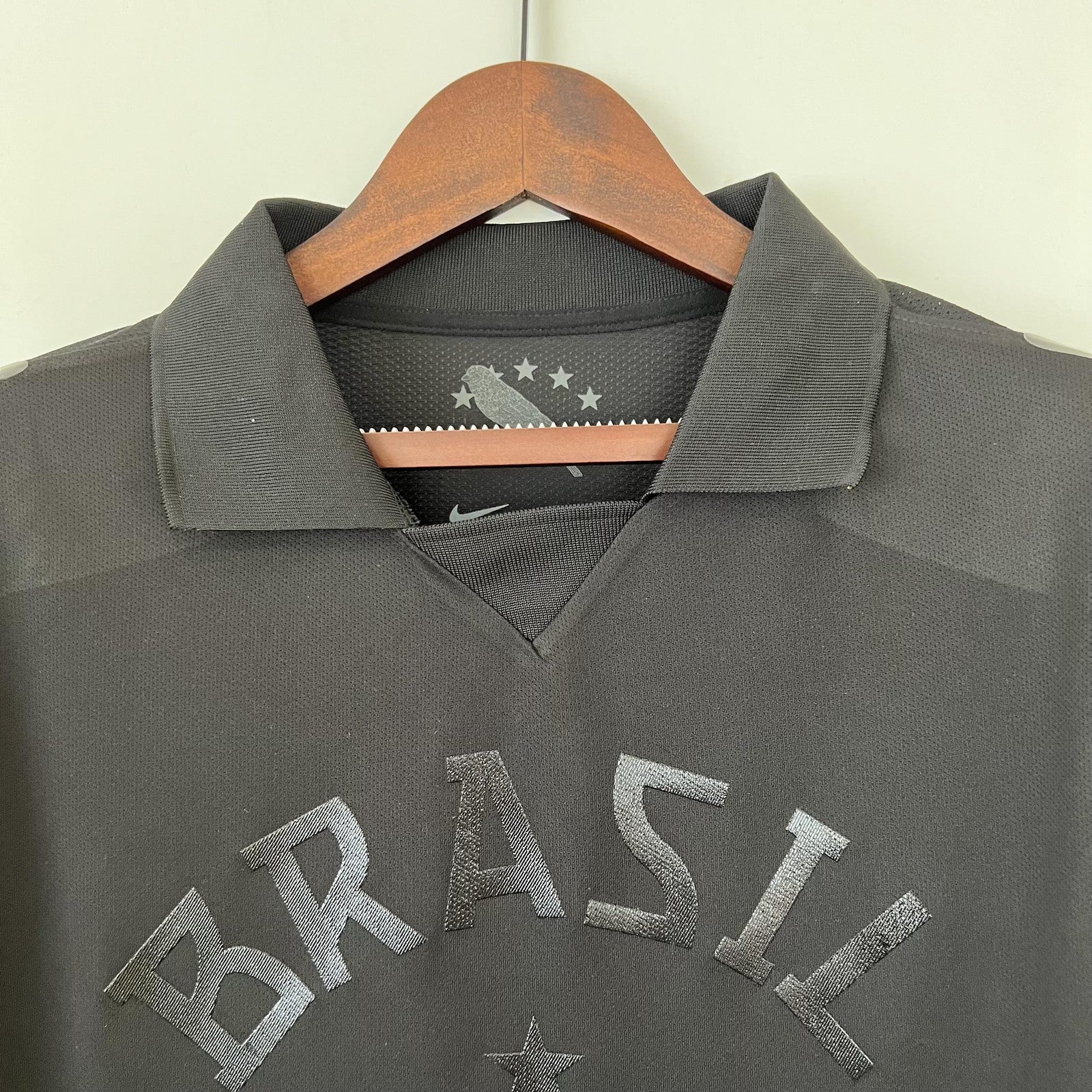Retro Brazilian Black