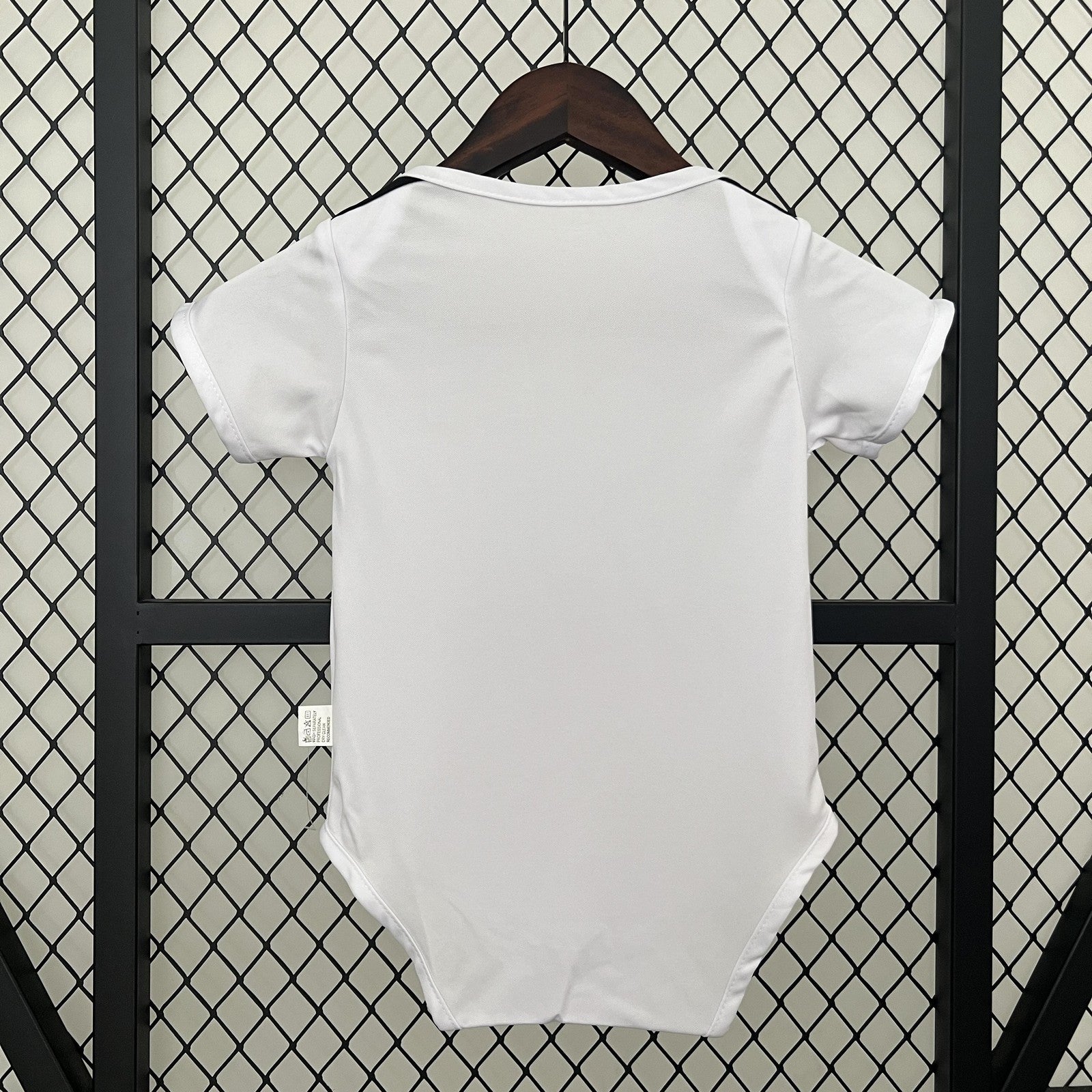 24 25 Baby Colo Colo Home