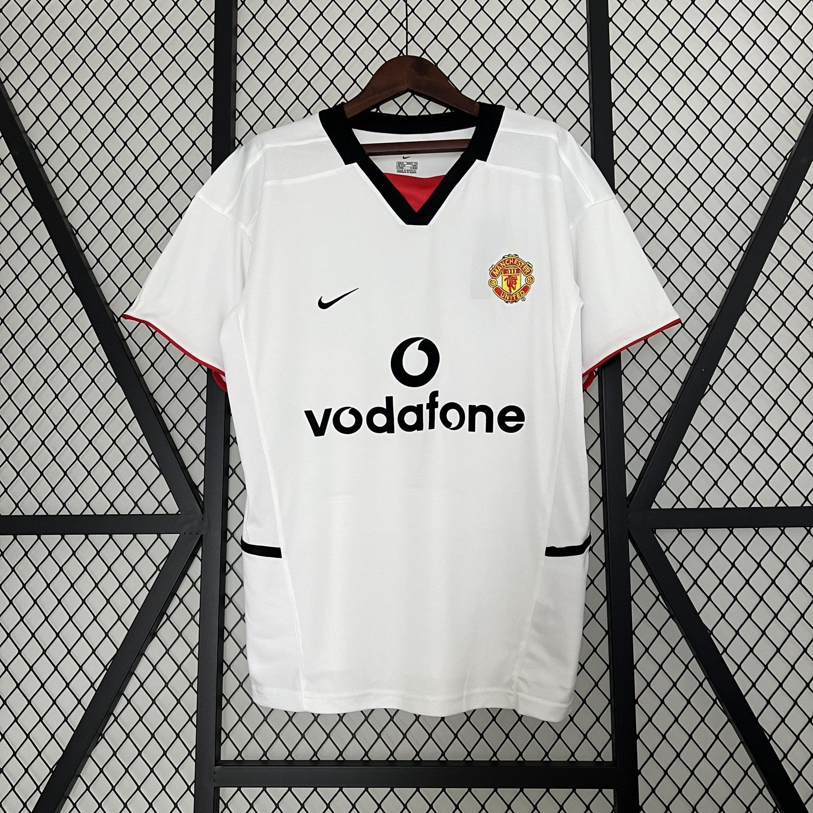 Retro M U 02 03 Away