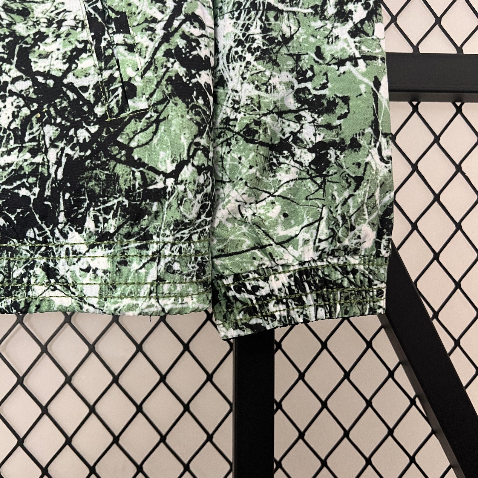 24 25 M U Trench Coat Reversible 4