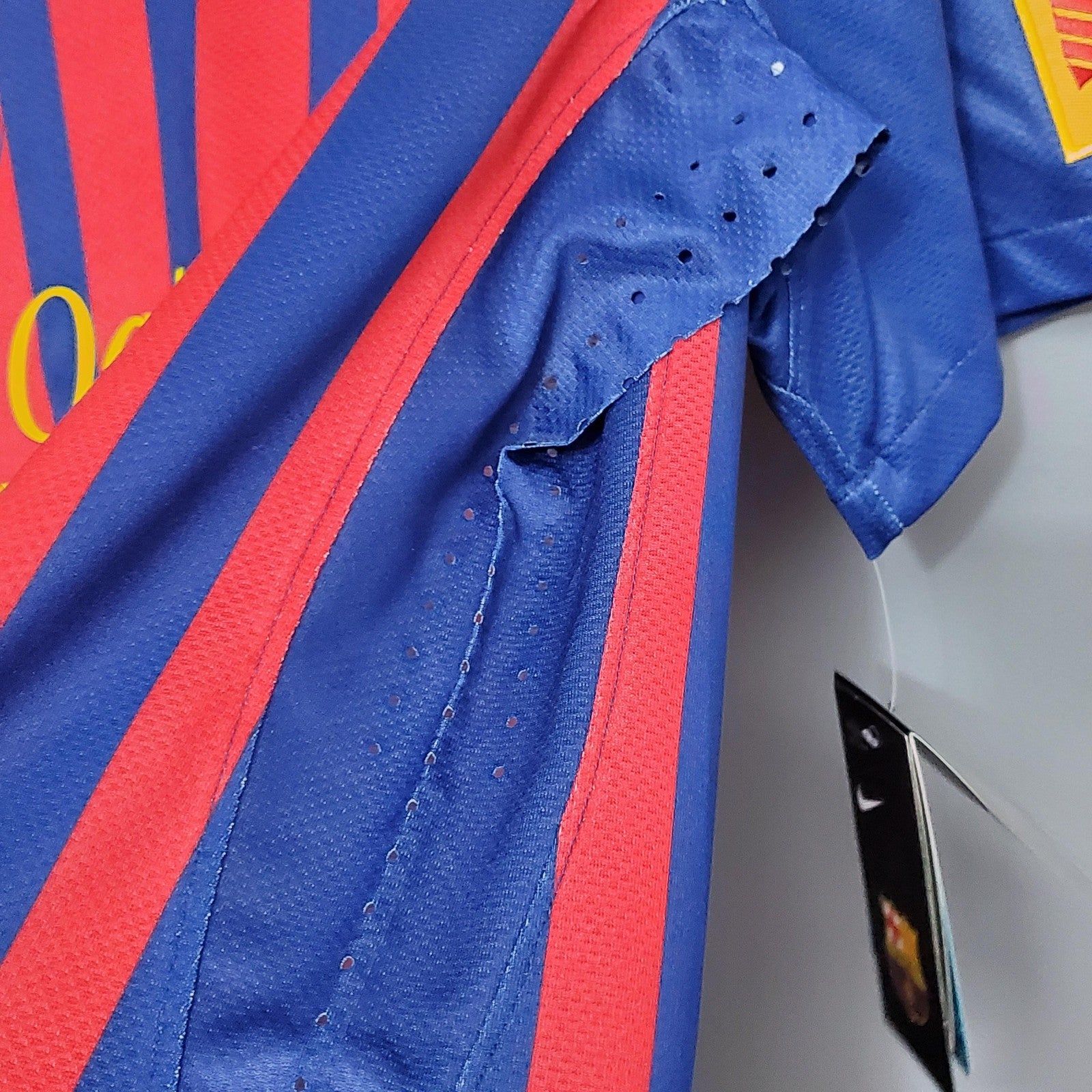 Retro Barcelona 11 12 Home
