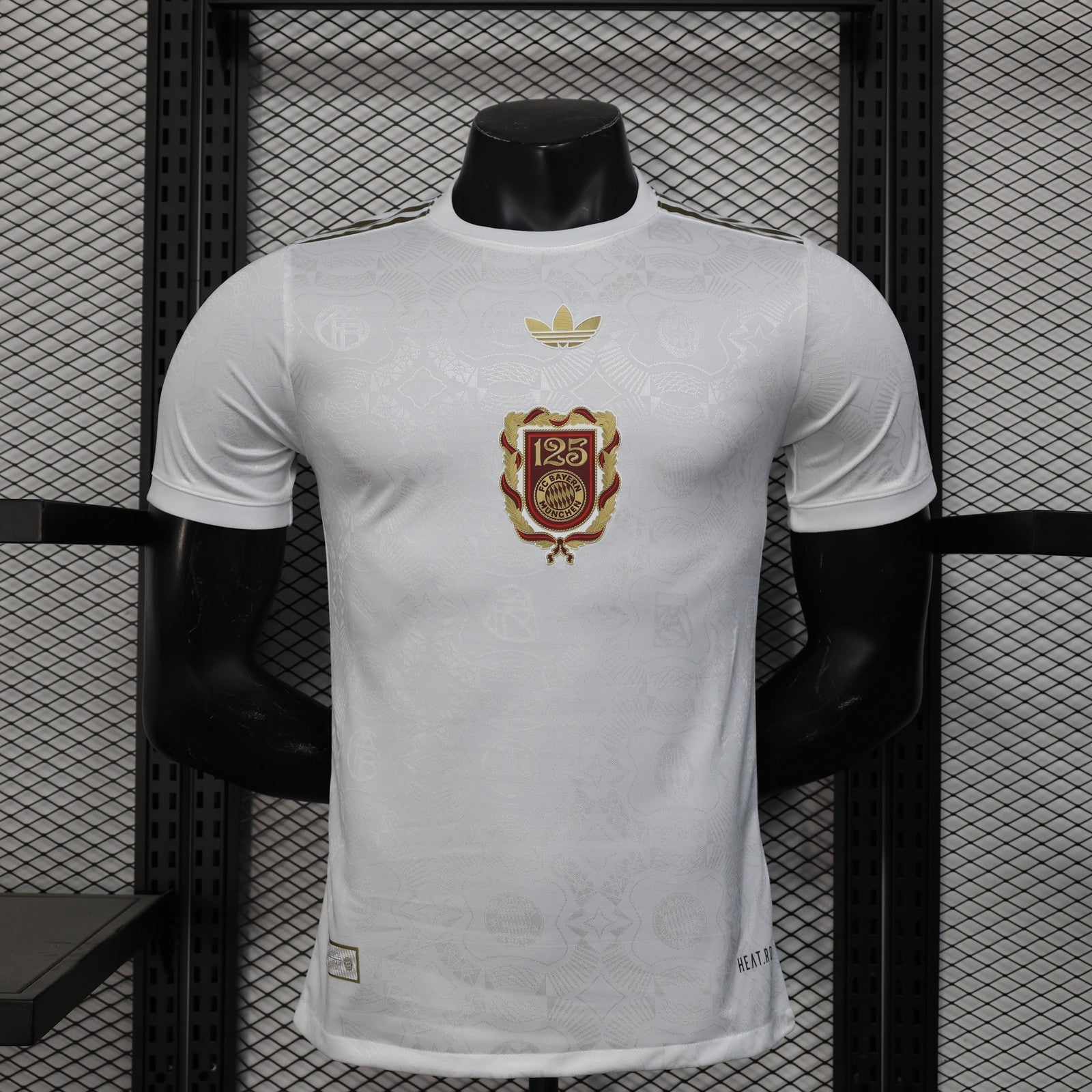 25 26 Player Fc Bayern Munich 125th Anniversary White