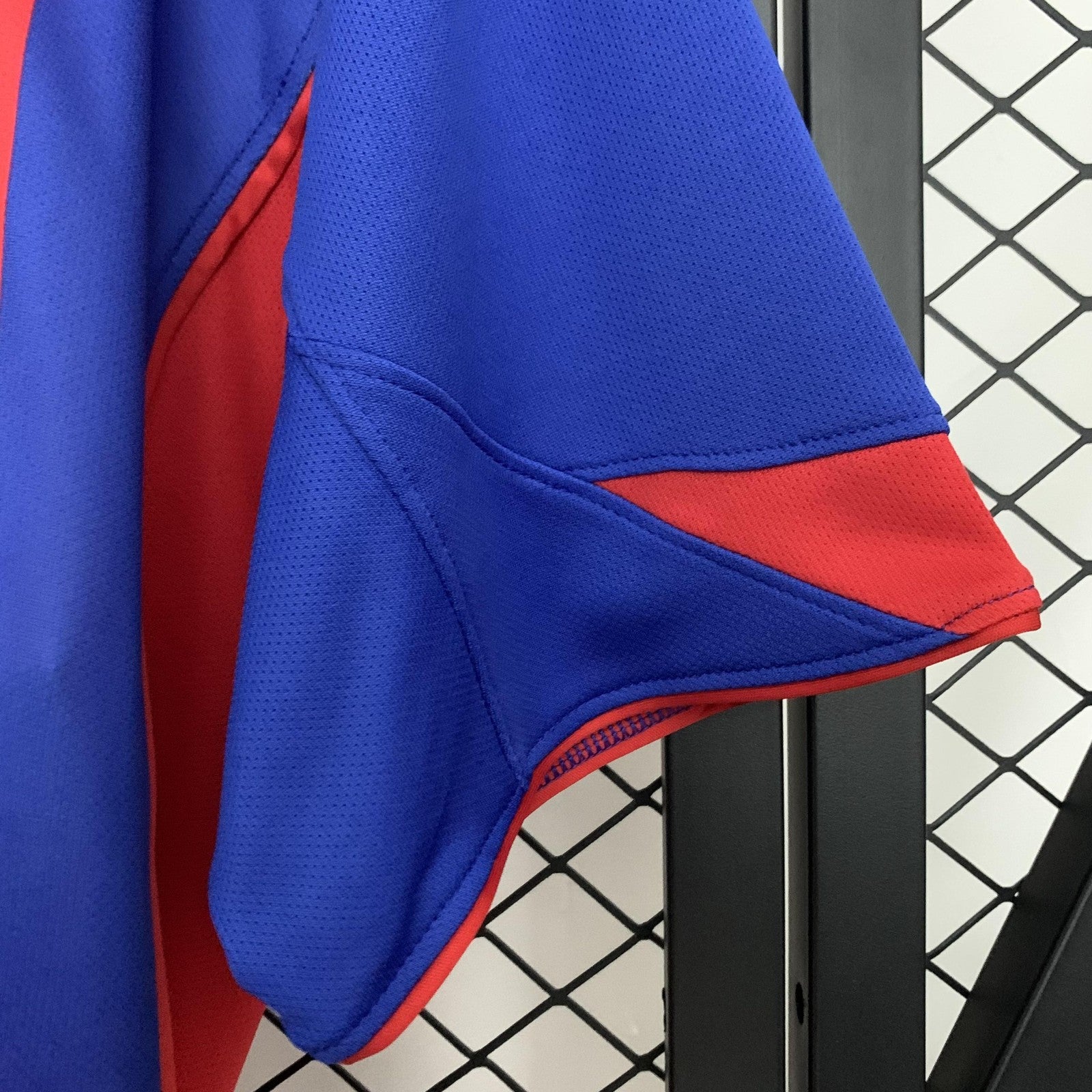 Retro Barcelona 04 05 Home