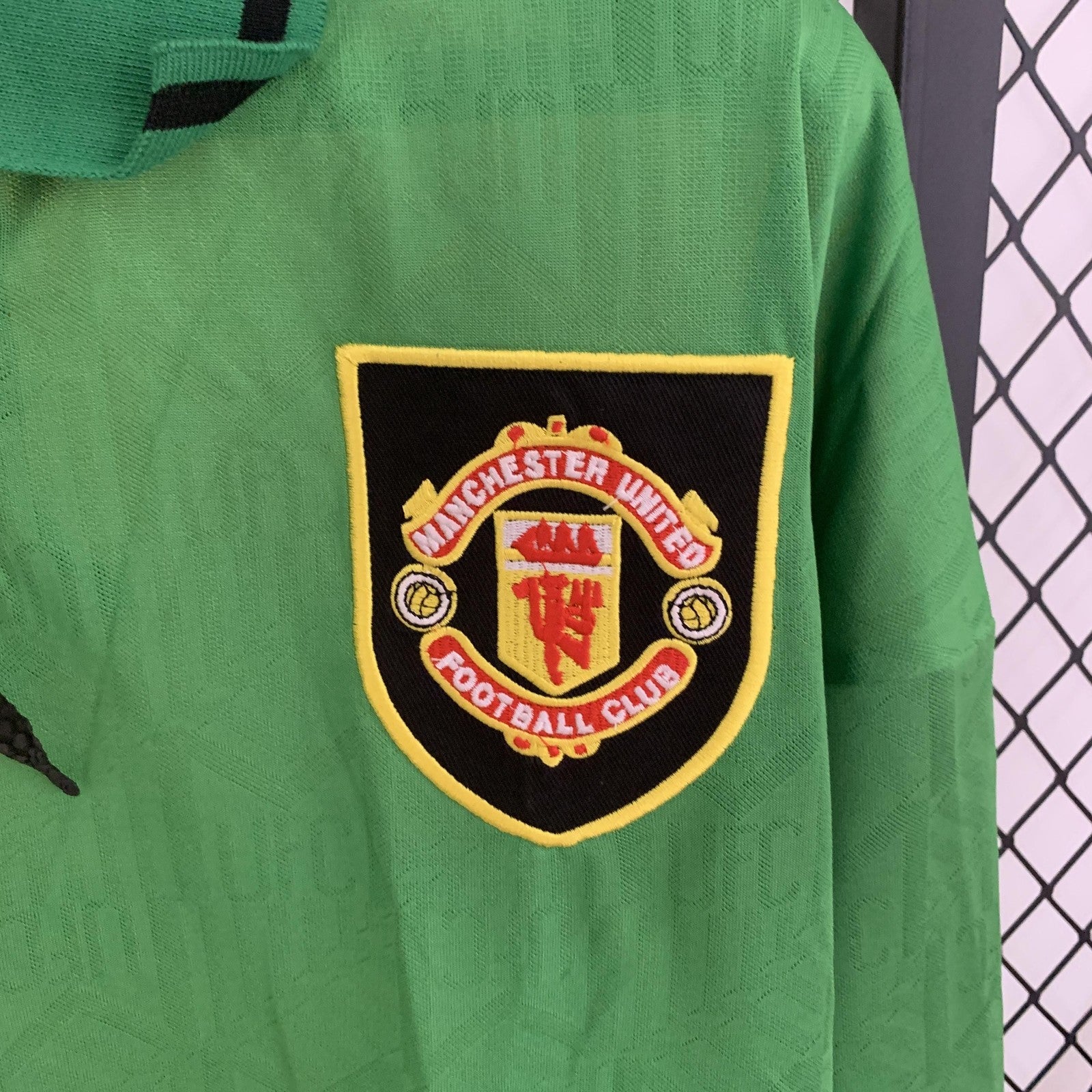 Retro Long Sleeve M U Third Away