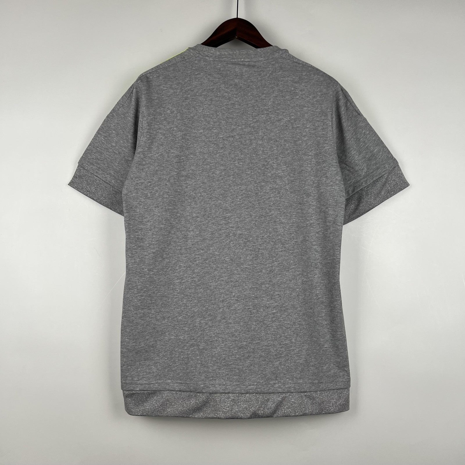 Retro Real Madrid 15 16 Away