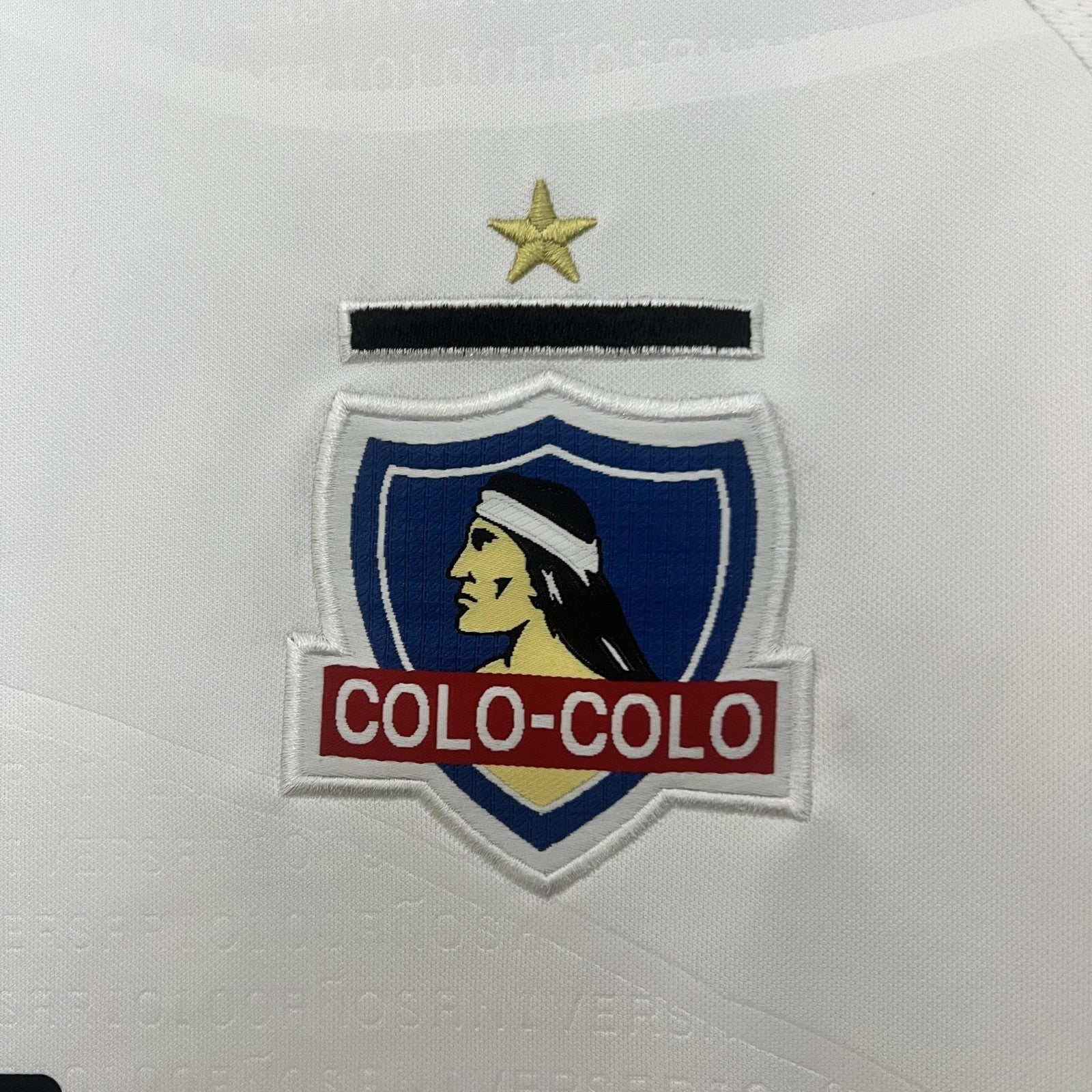 25 26 Colo Colo Home 2