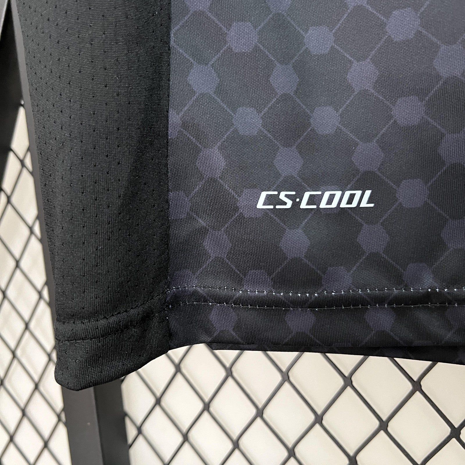 24 25 Palestinian Away