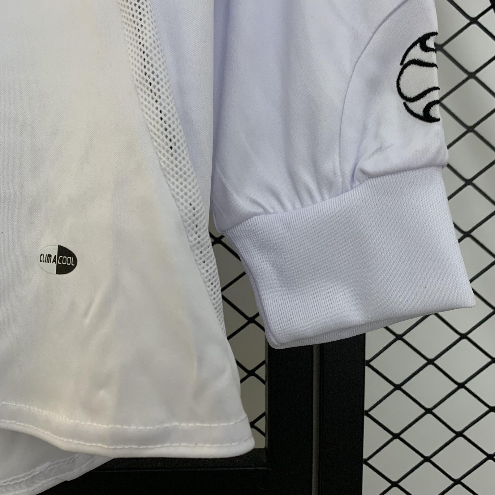 Retro Long Sleeve River Plate Home