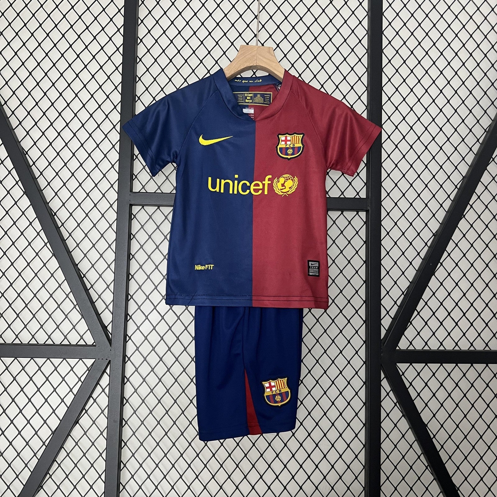 Kids Barcelona 08 09 Home