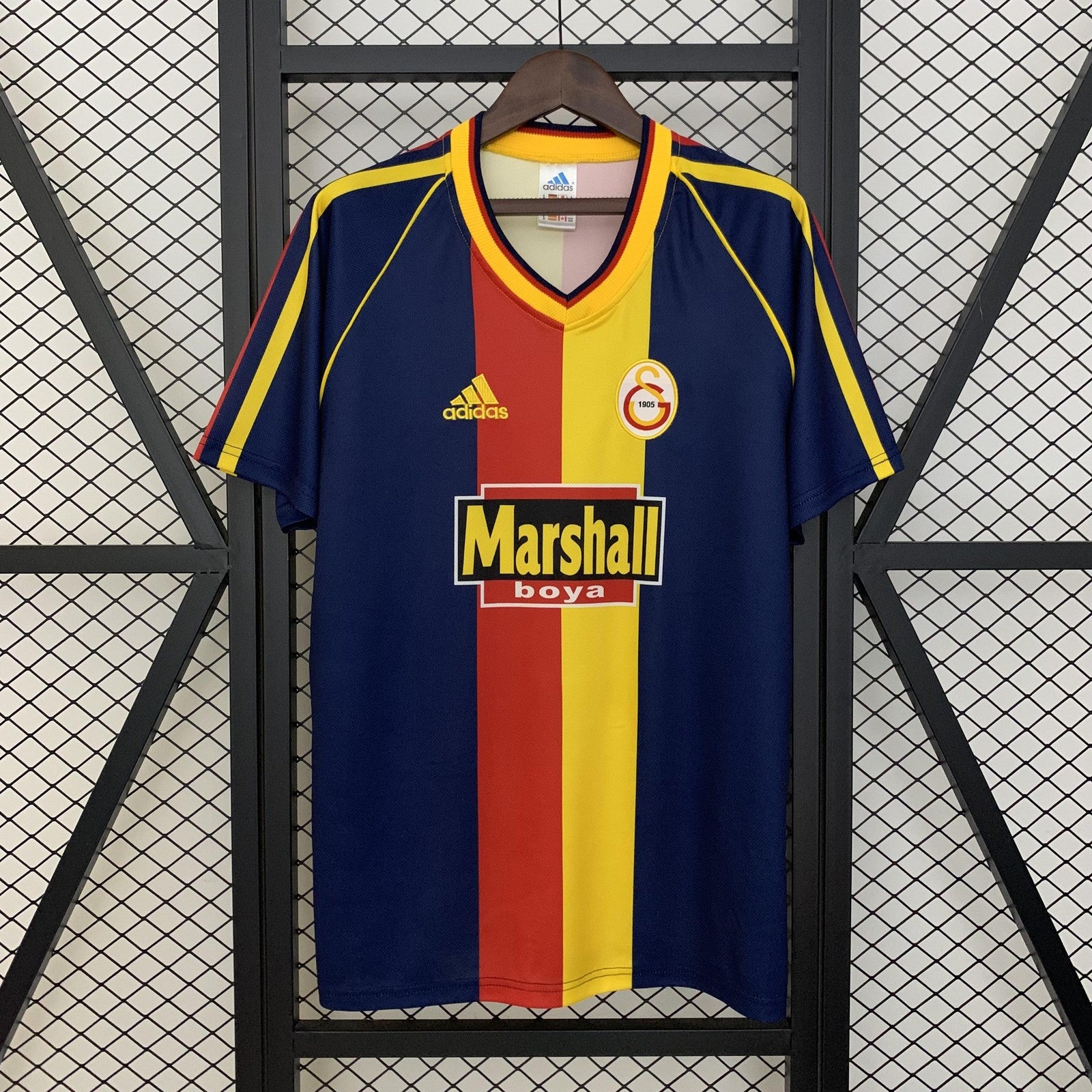 Retro Galatasaray Third Away