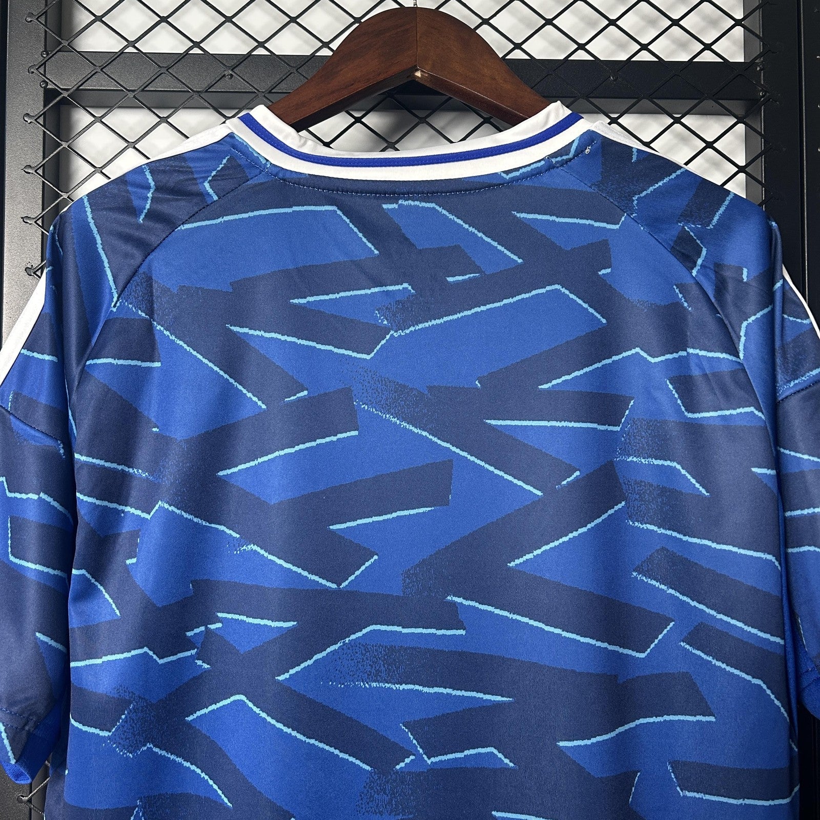 25 26 Schalke 04 Home