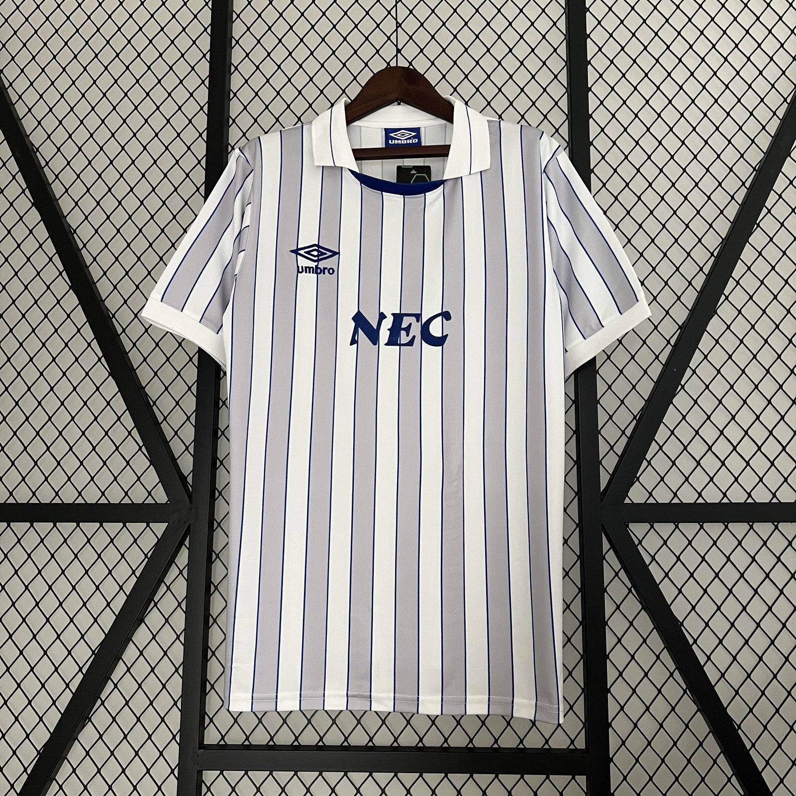 Retro Everton Away