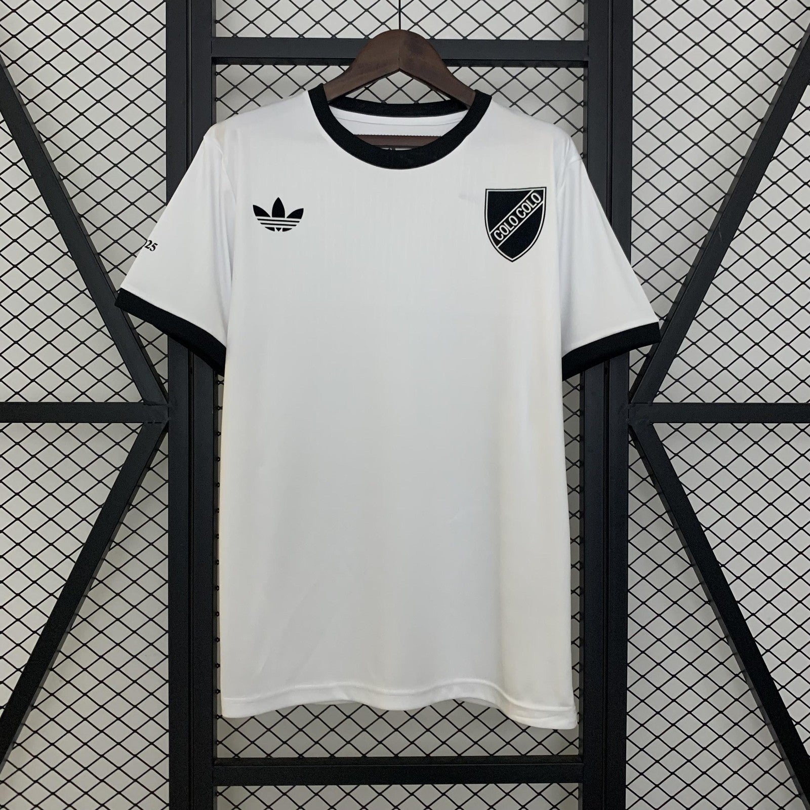25 26 Colo Colo 100th Anniversary White