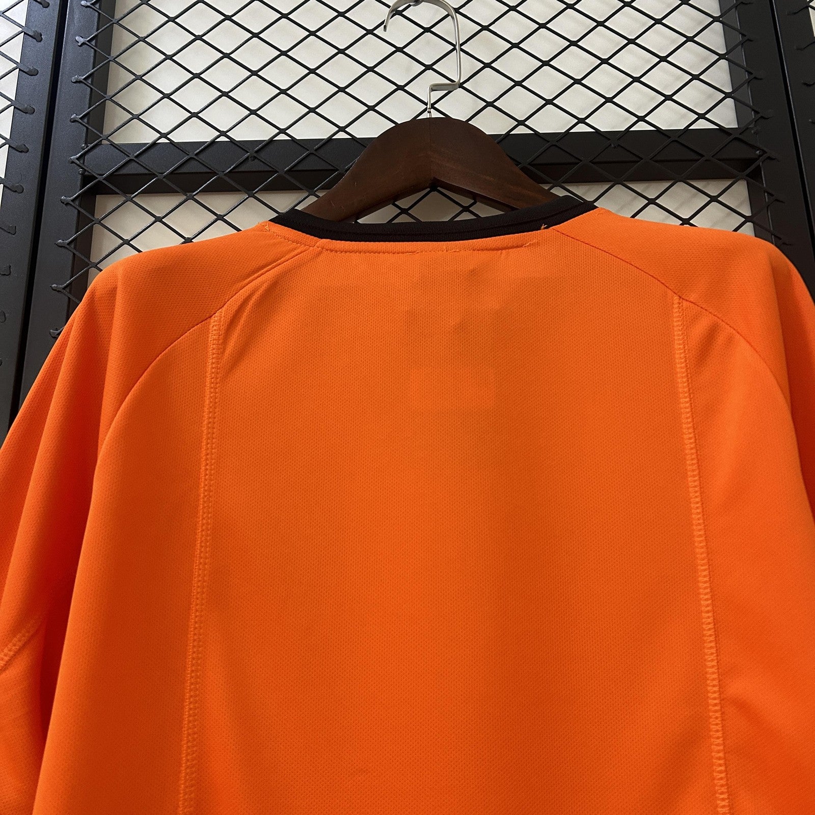 Retro Netherlands 2000 Home