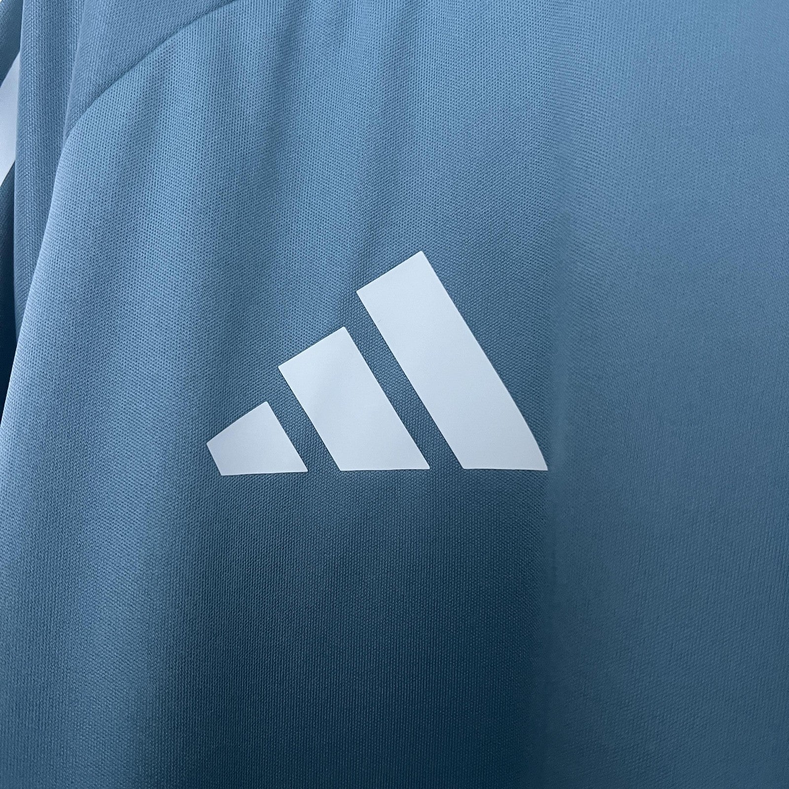 25 26 Cruzeiro Training Suit