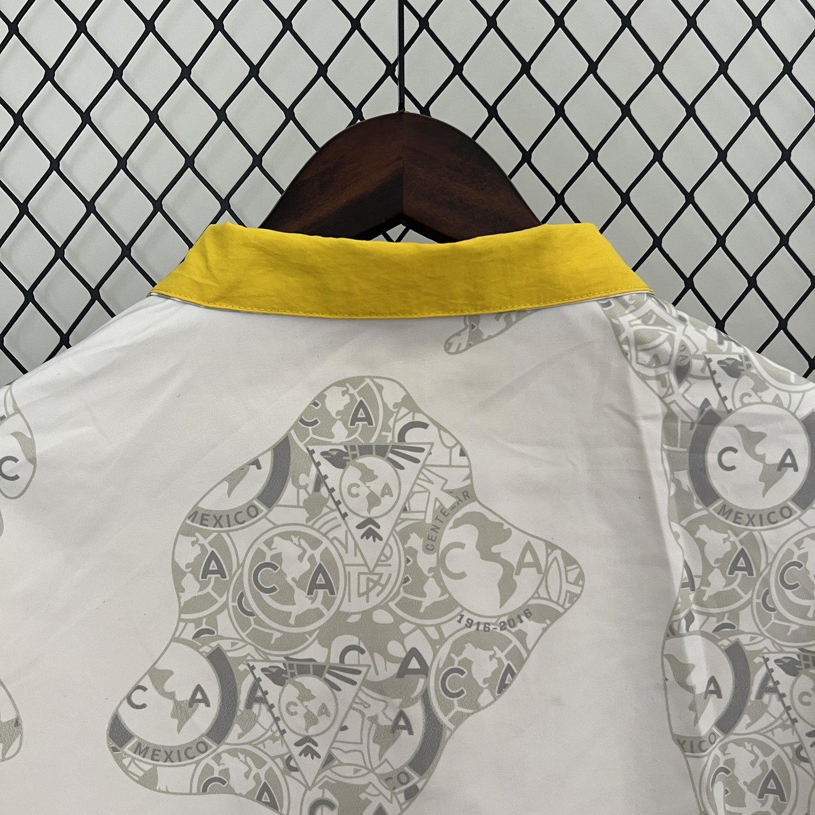 24 25 Americas Team Trench Coat Reversible