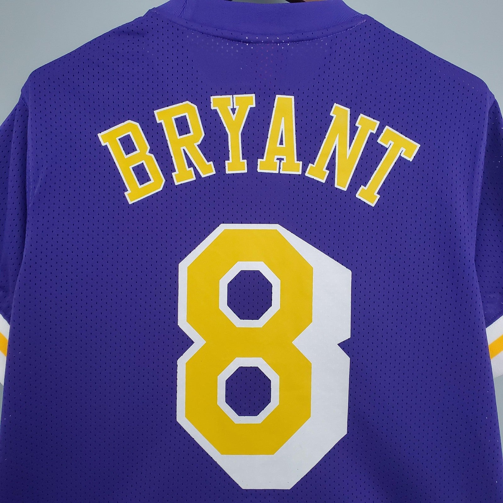 Mitchellness Lakers Purple No 8 Bryant Retro Mesh Short Sleeve
