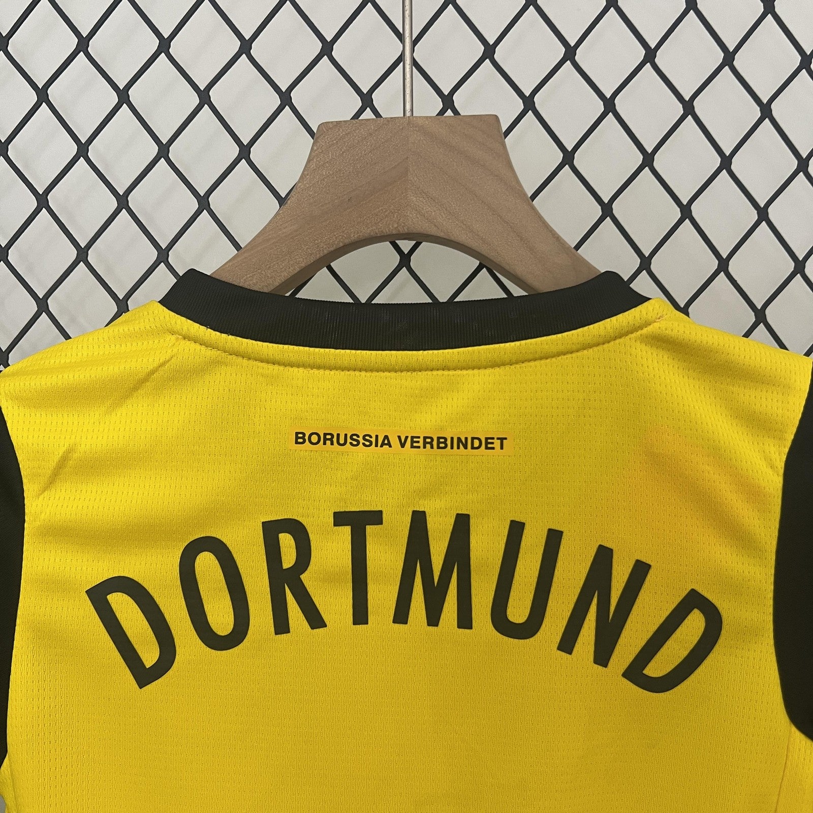 24 25 Kids Dortmund Home
