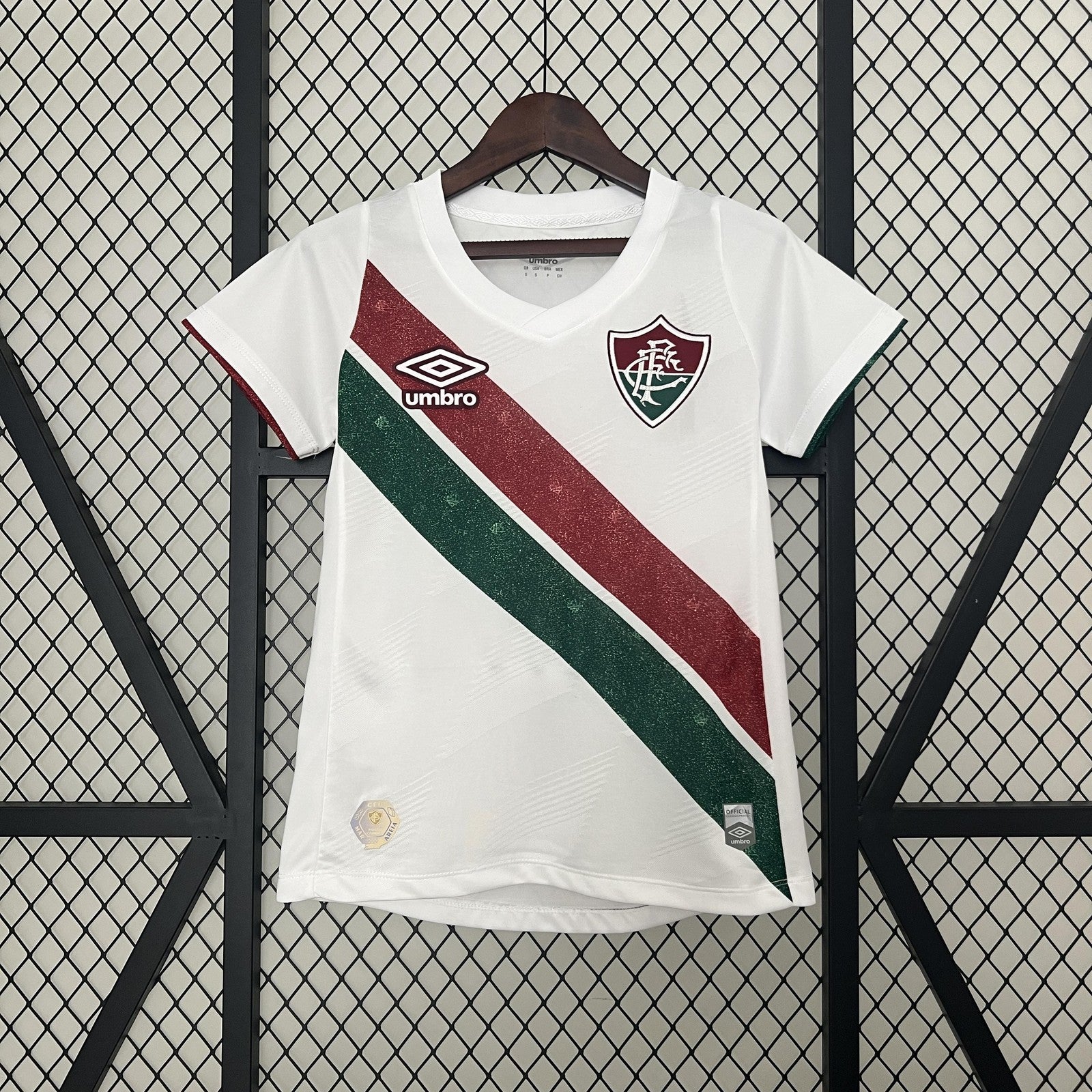24 25 Women Fluminense Away