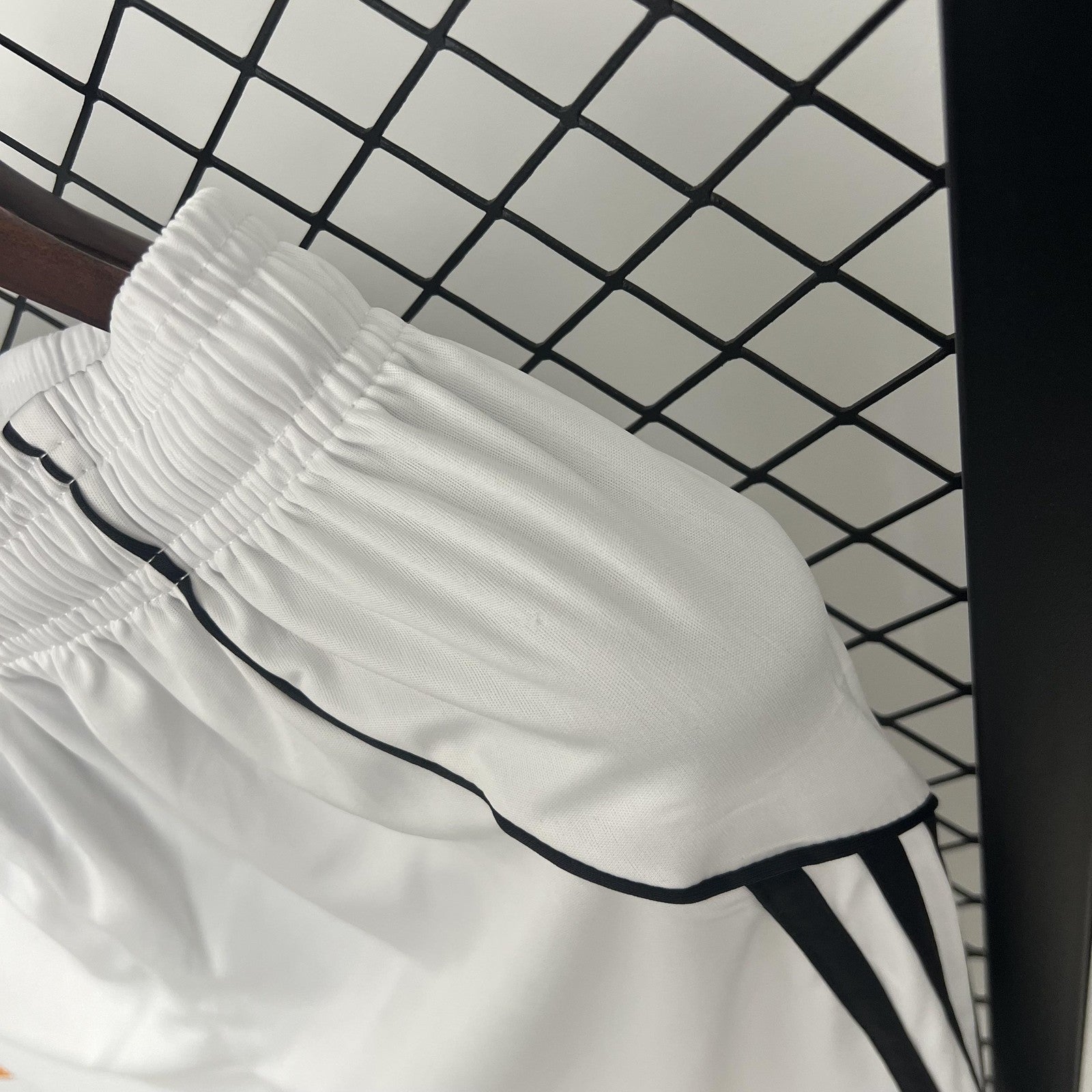 25 26 Shorts M U Home