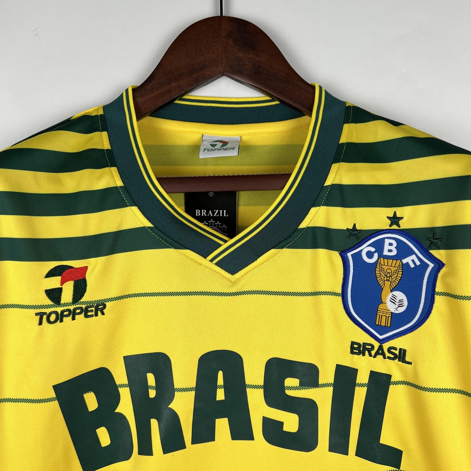 Retro Brazil 1984 Home