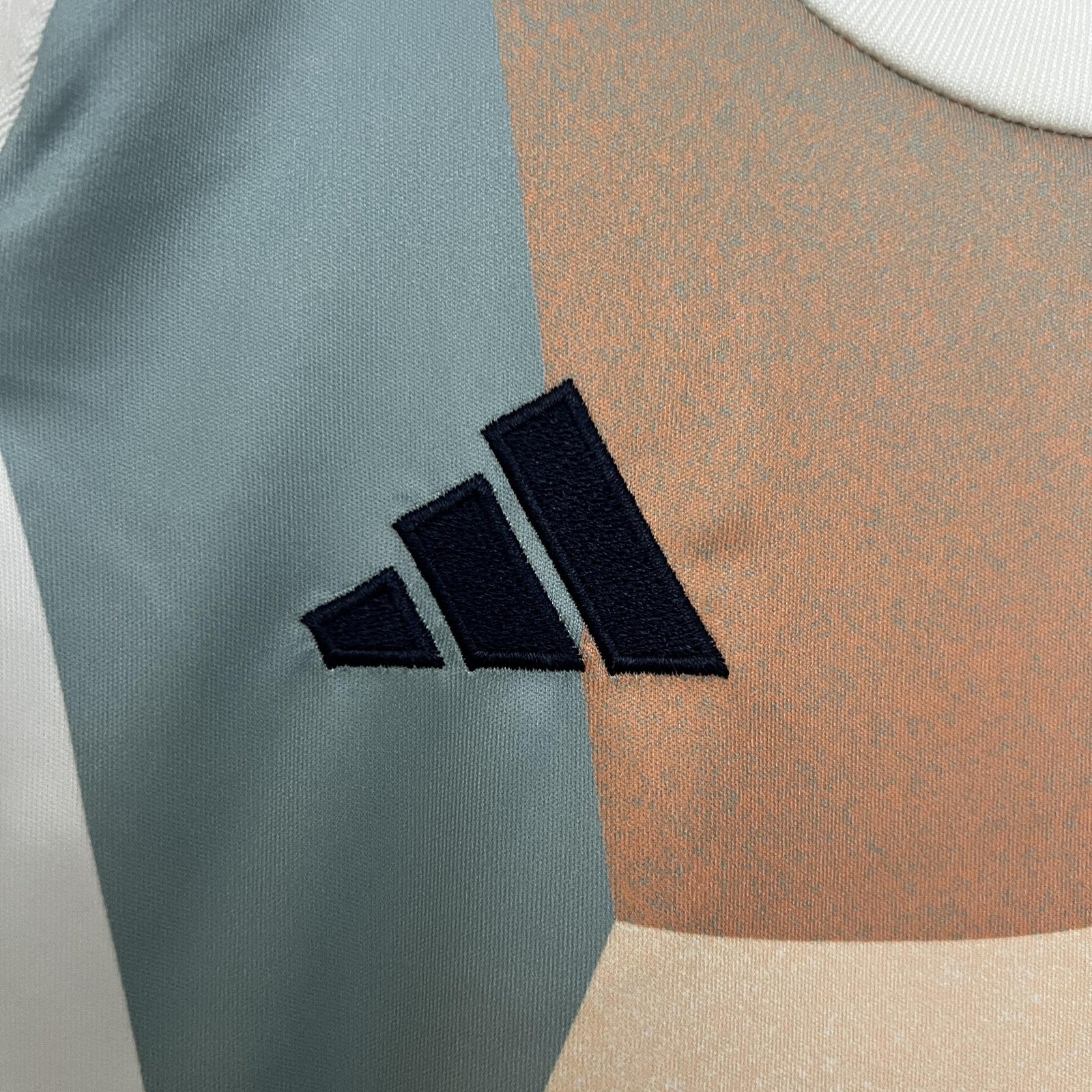 2025 Kids Spain Away