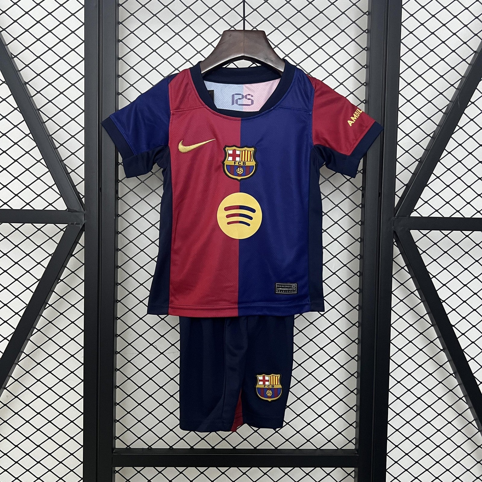 24 25 Kids Barcelona Home