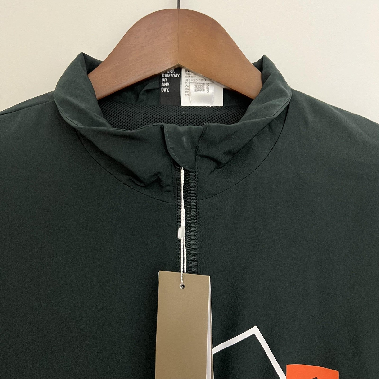 2023 New Windbreaker 6