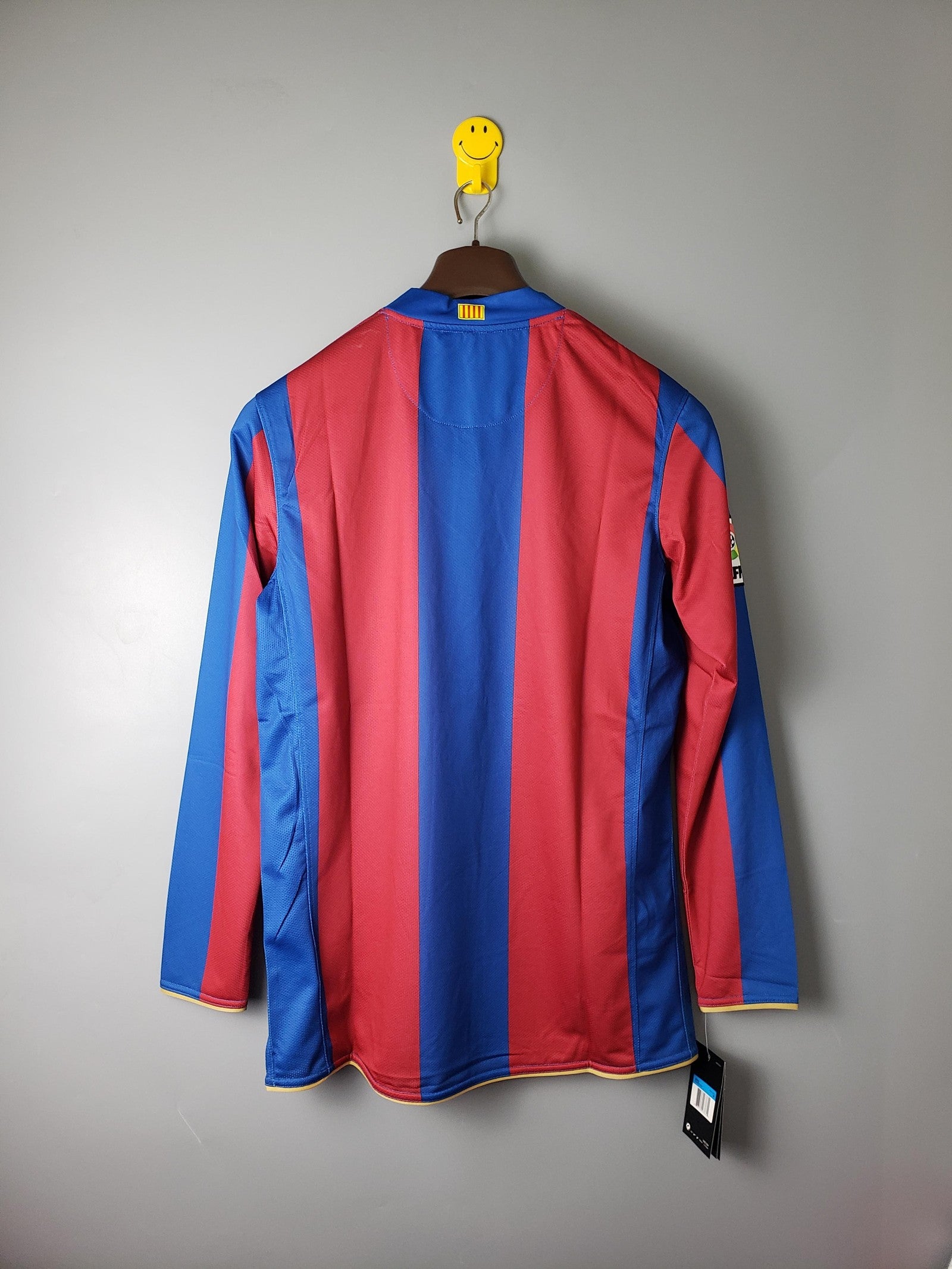 Retro Barcelona Long Sleeves Home