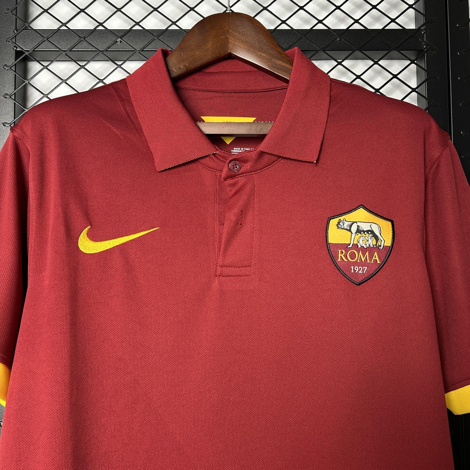 Retro Roma14 15 Home