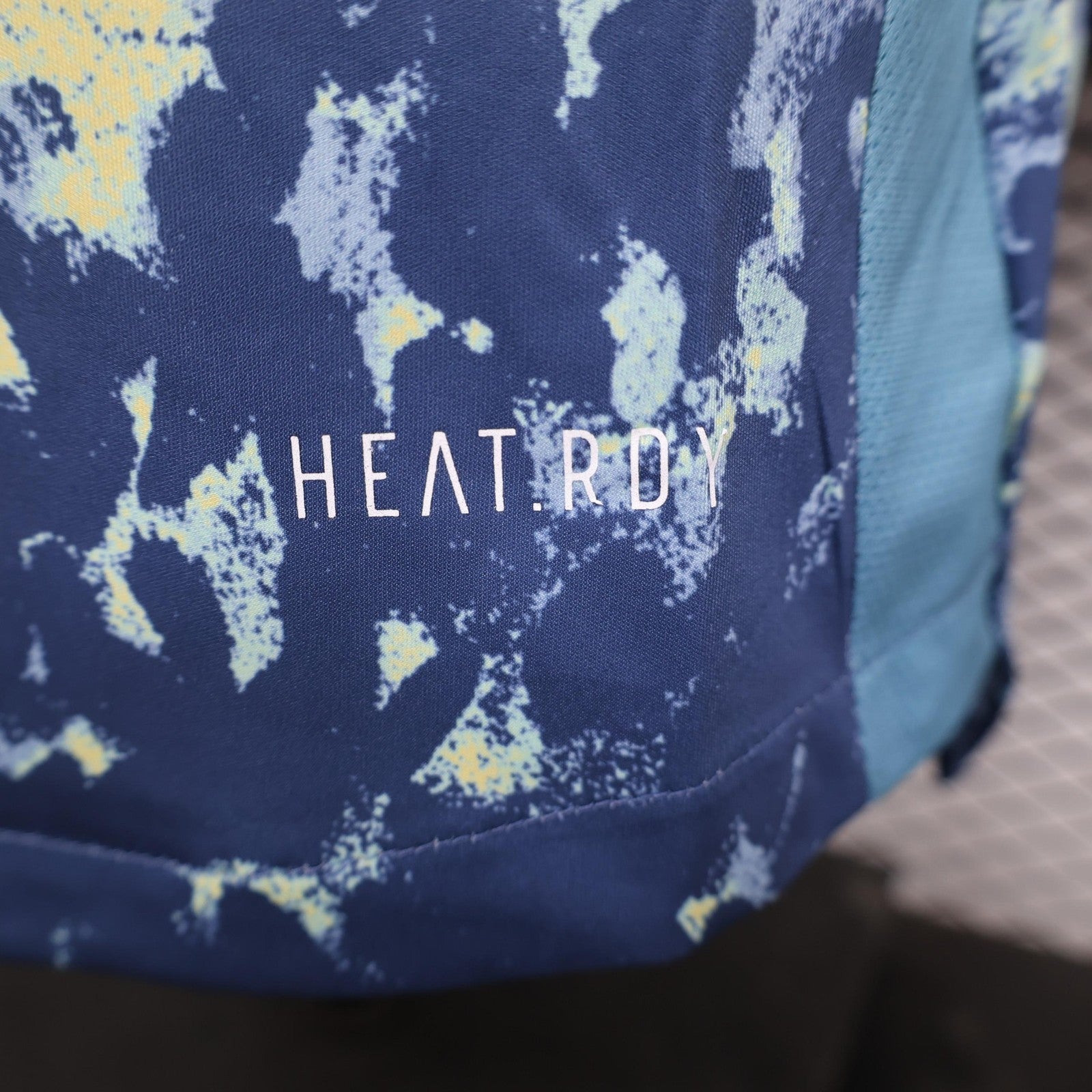 24 25 Players Ajax Away