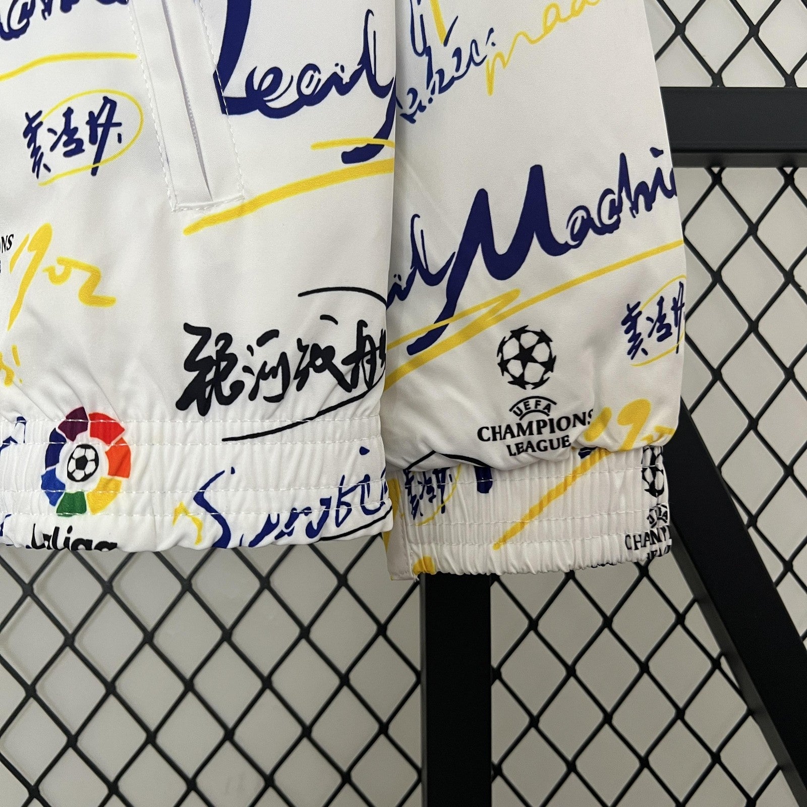 24 25 Real Madrid Trench Coat Reversible 4