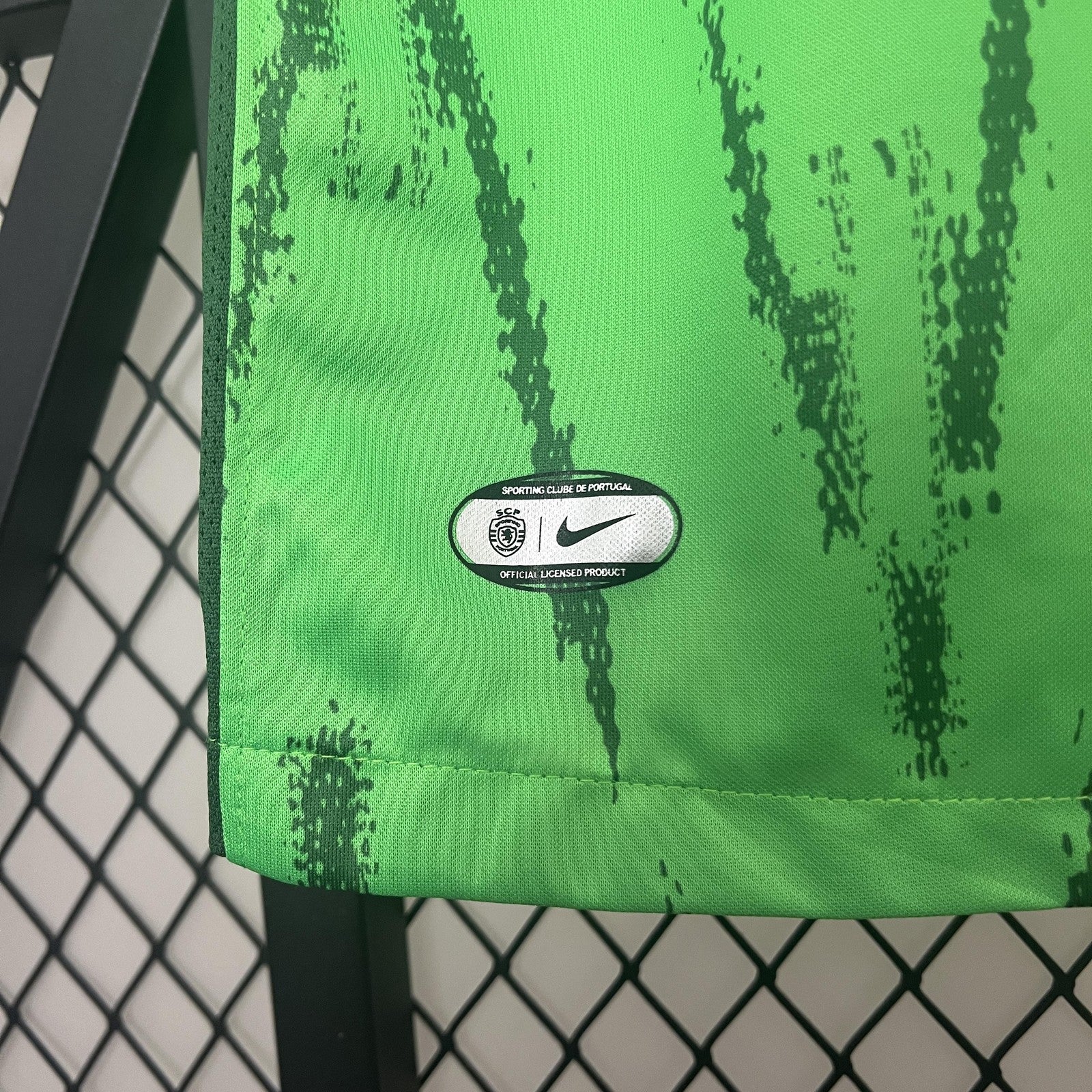 24 25 Sporting Lisbon Third Away