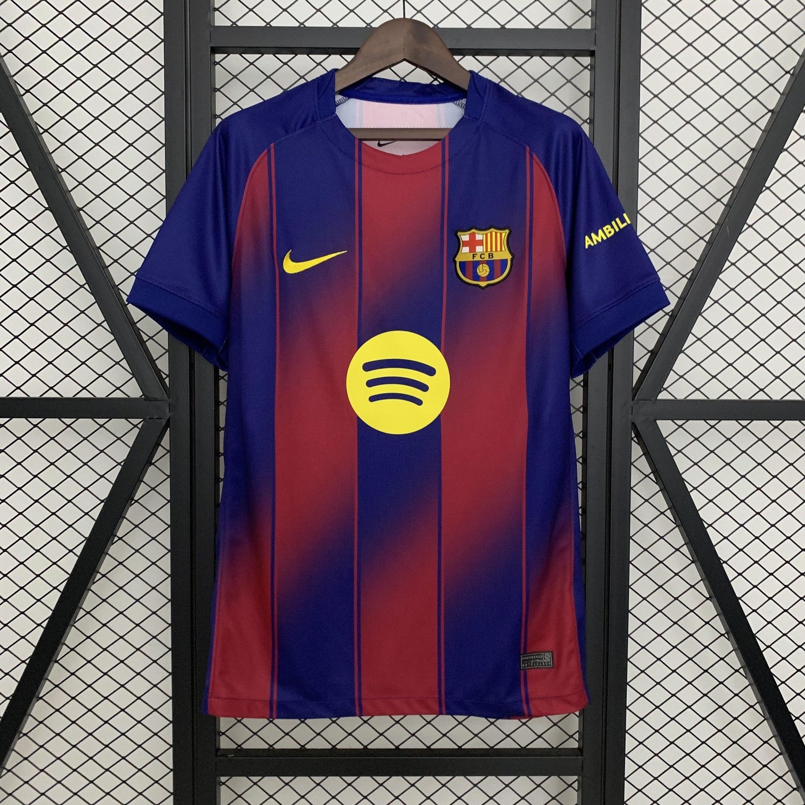 25 26 Barcelona Home