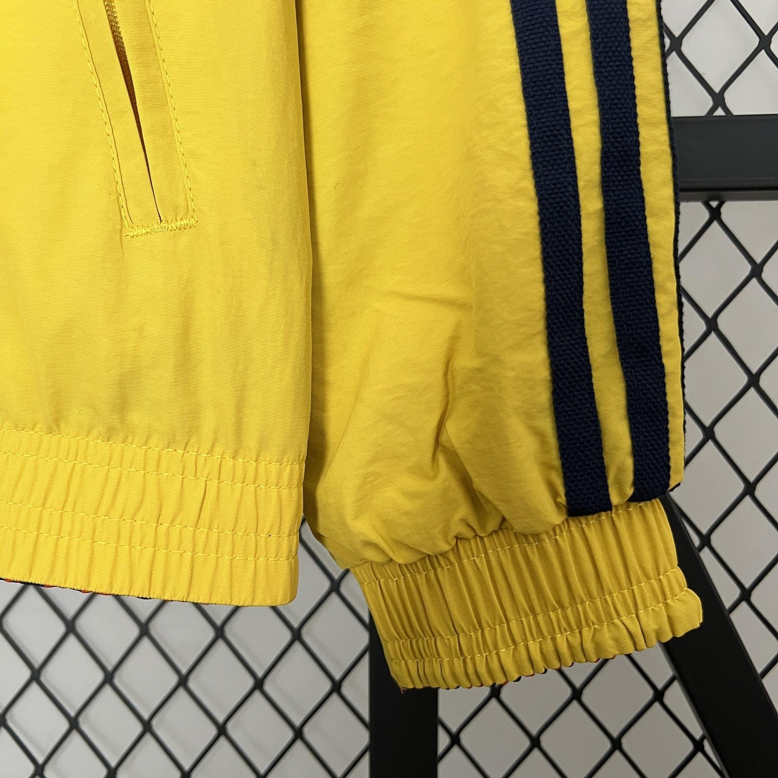 24 25 Tigers Trench Coat Reversible 2