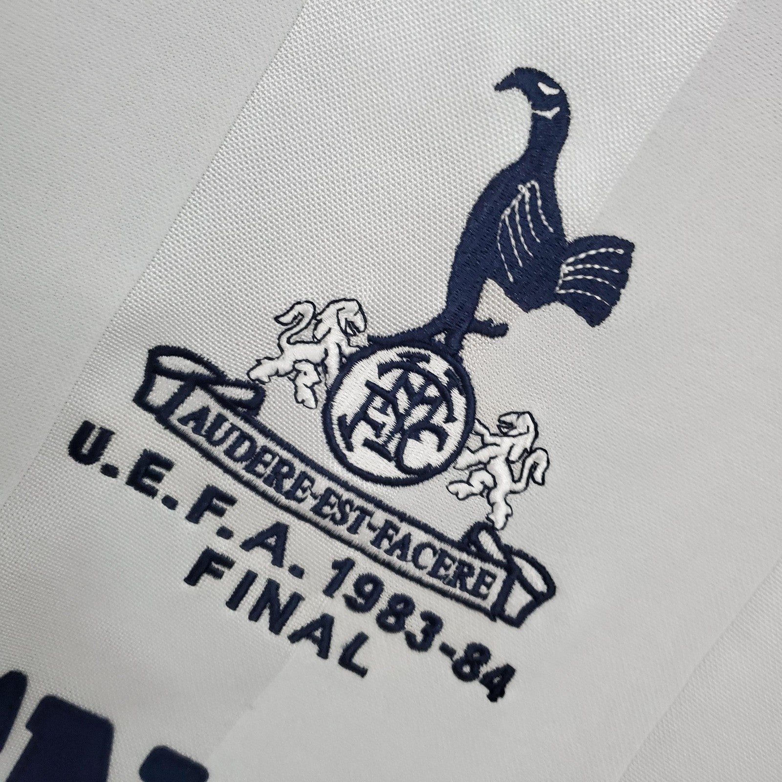 Retro Tottenham Home