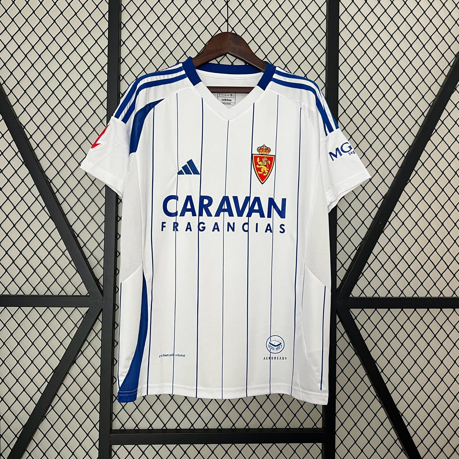 24 25 Zaragoza Home