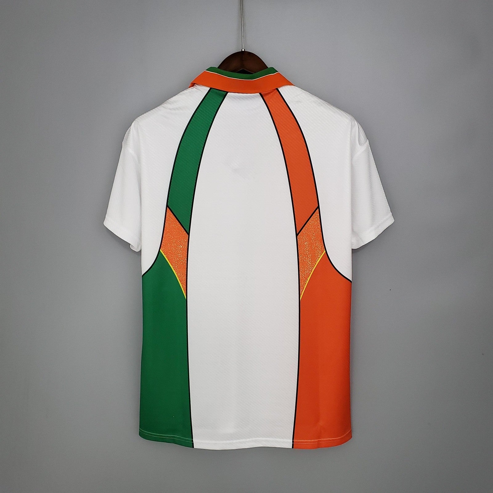 Retro Ireland Away