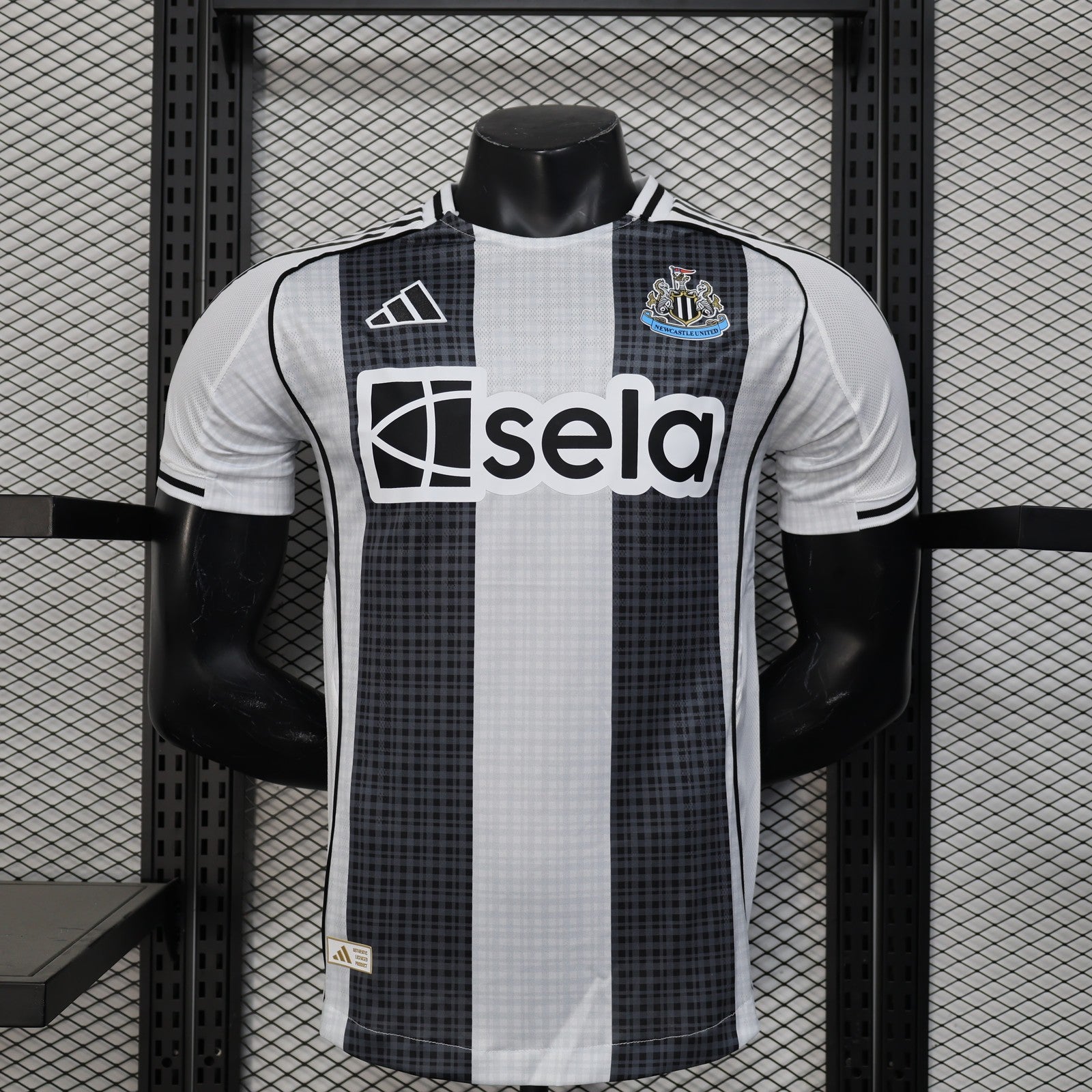 25 26 Player Newcastle United Home