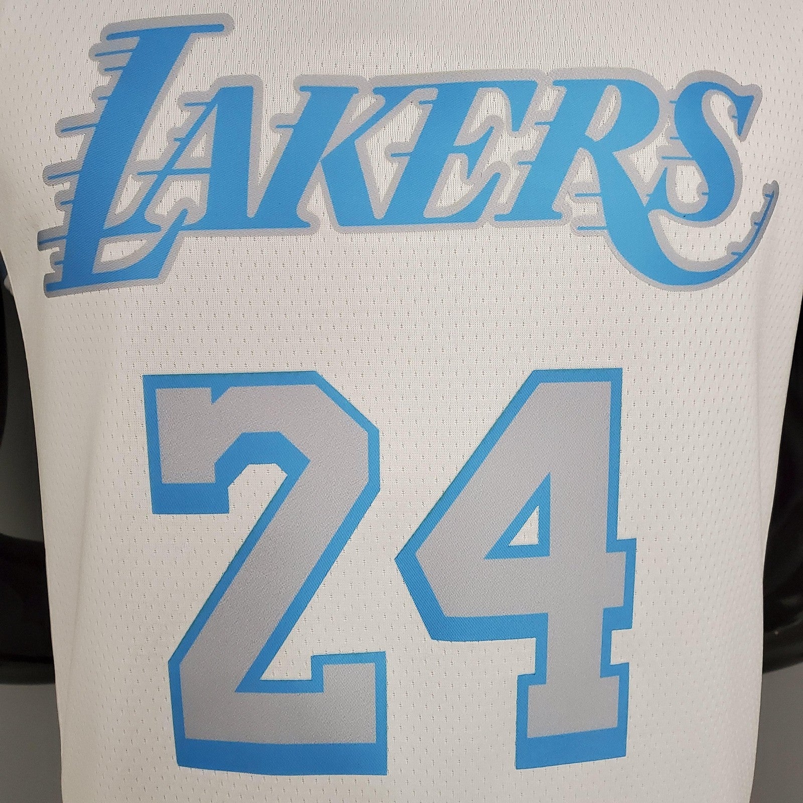 New Lakers Bryant #24 Crew Neck Retro Limited Edition White