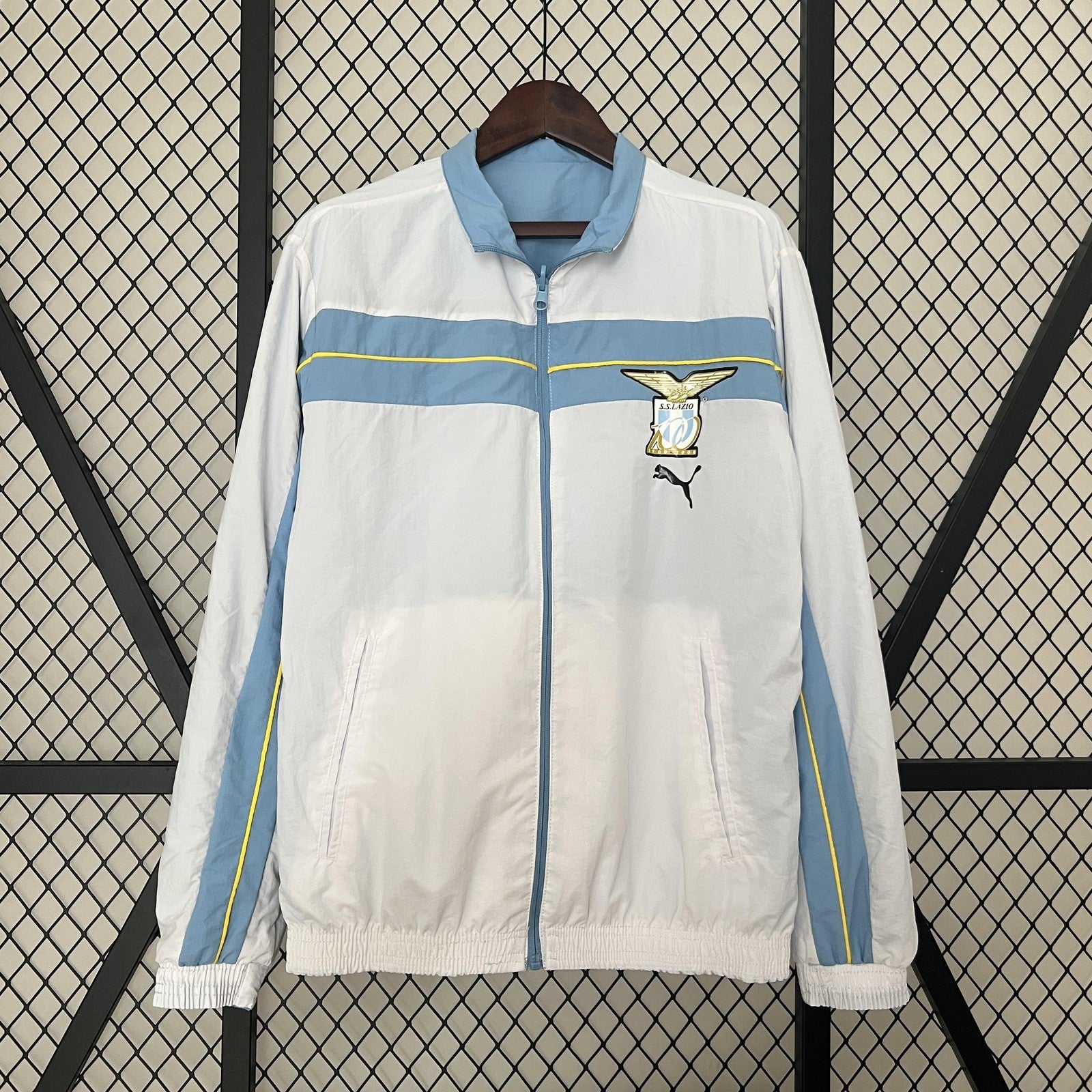 24 25 Lazio Trench Coat Reversible