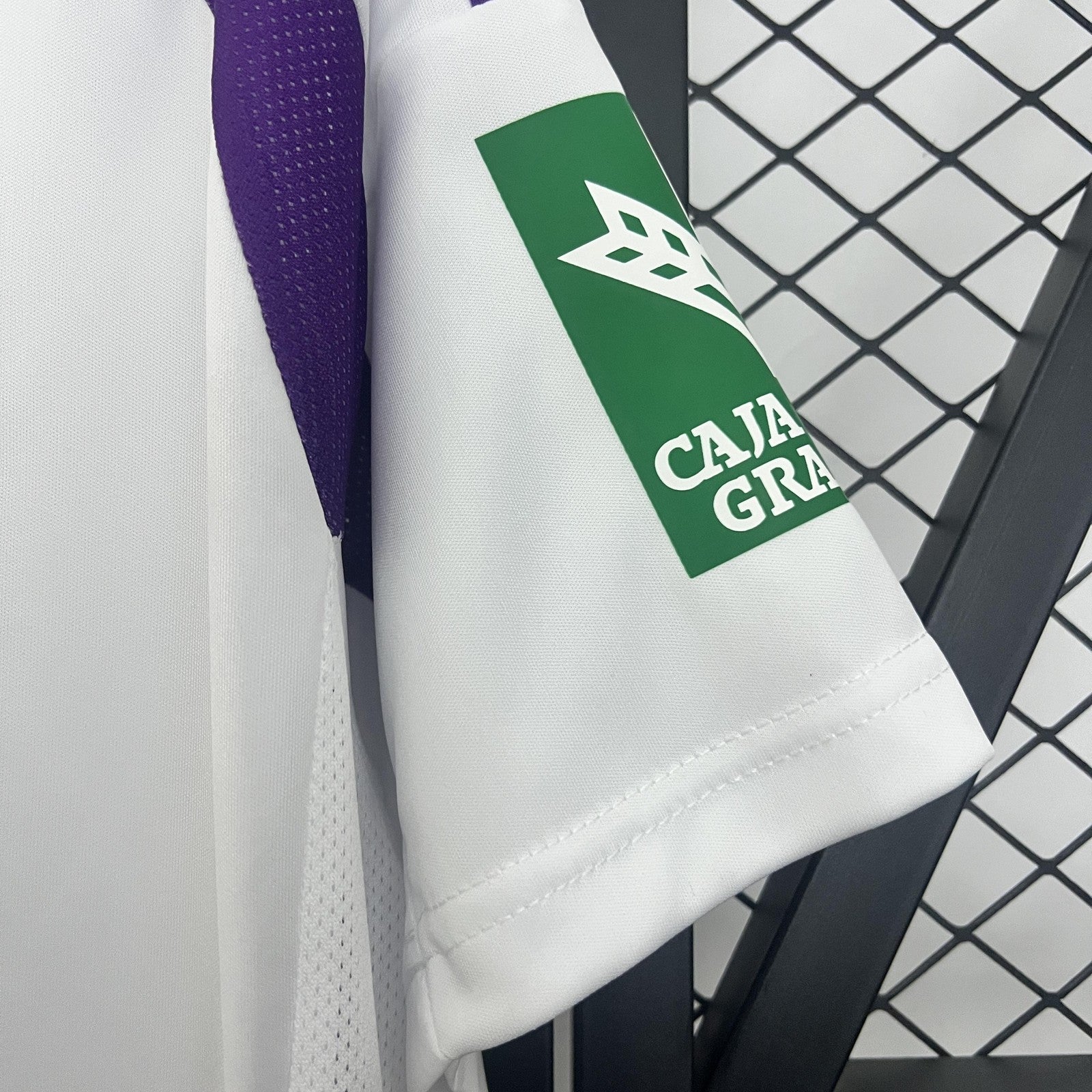 24 25 Granada Special Edition