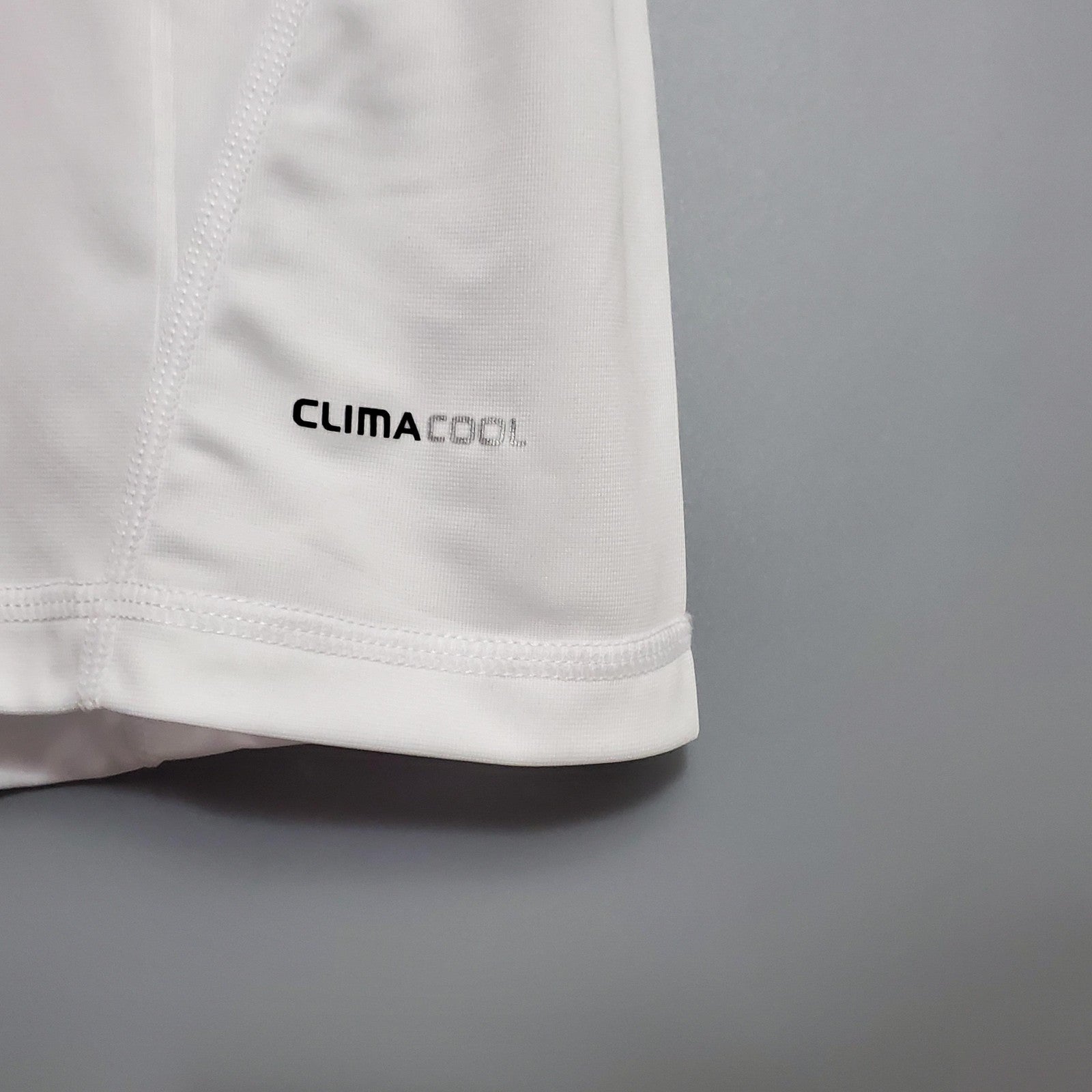 Retro Real Madrid 10 11 Home