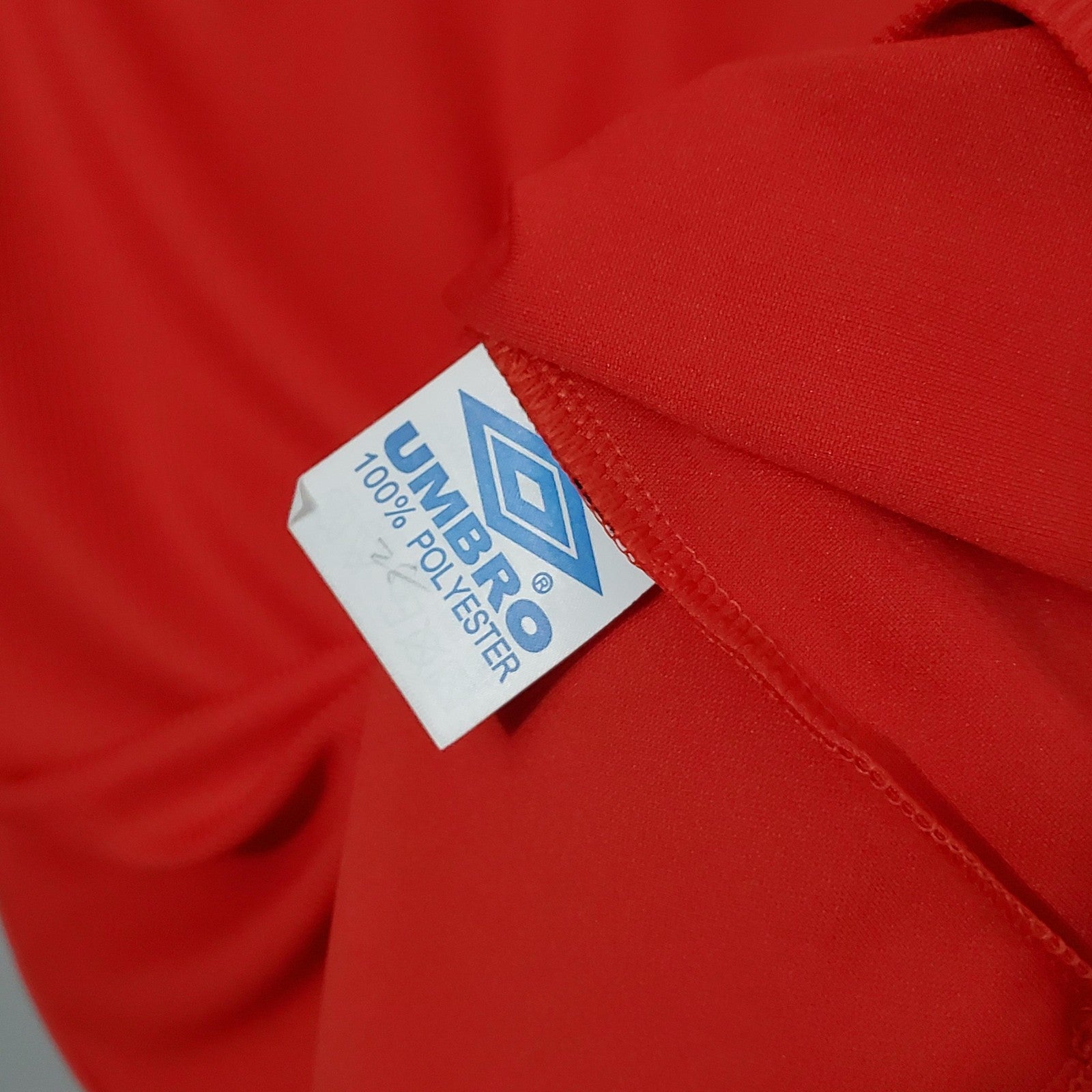 Retro 98 99 M U Home