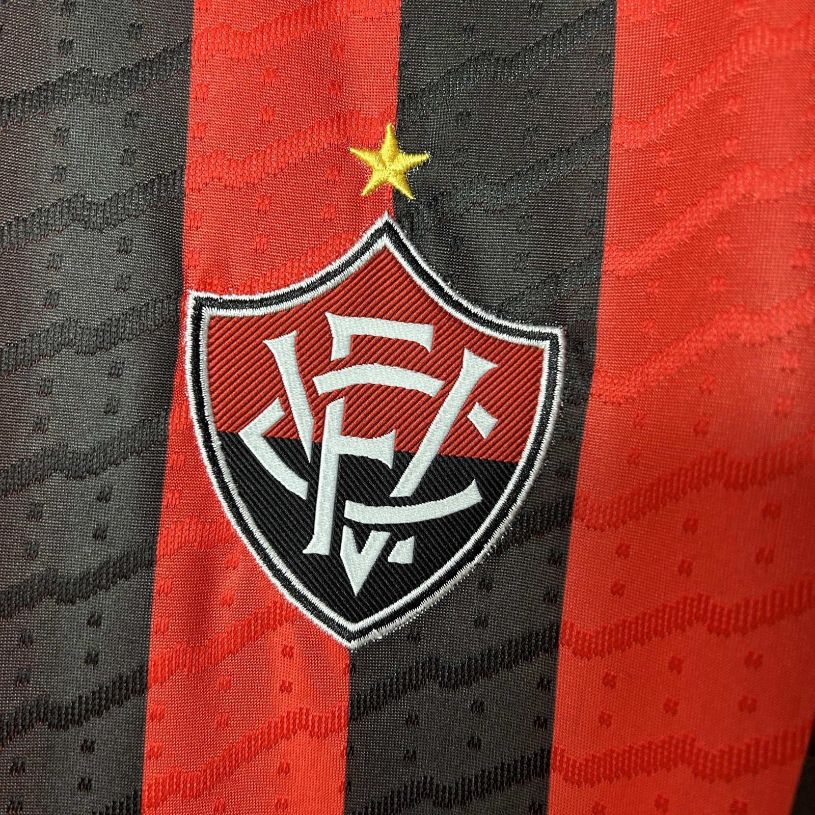 25 26 Womens Victoria Home Jersey