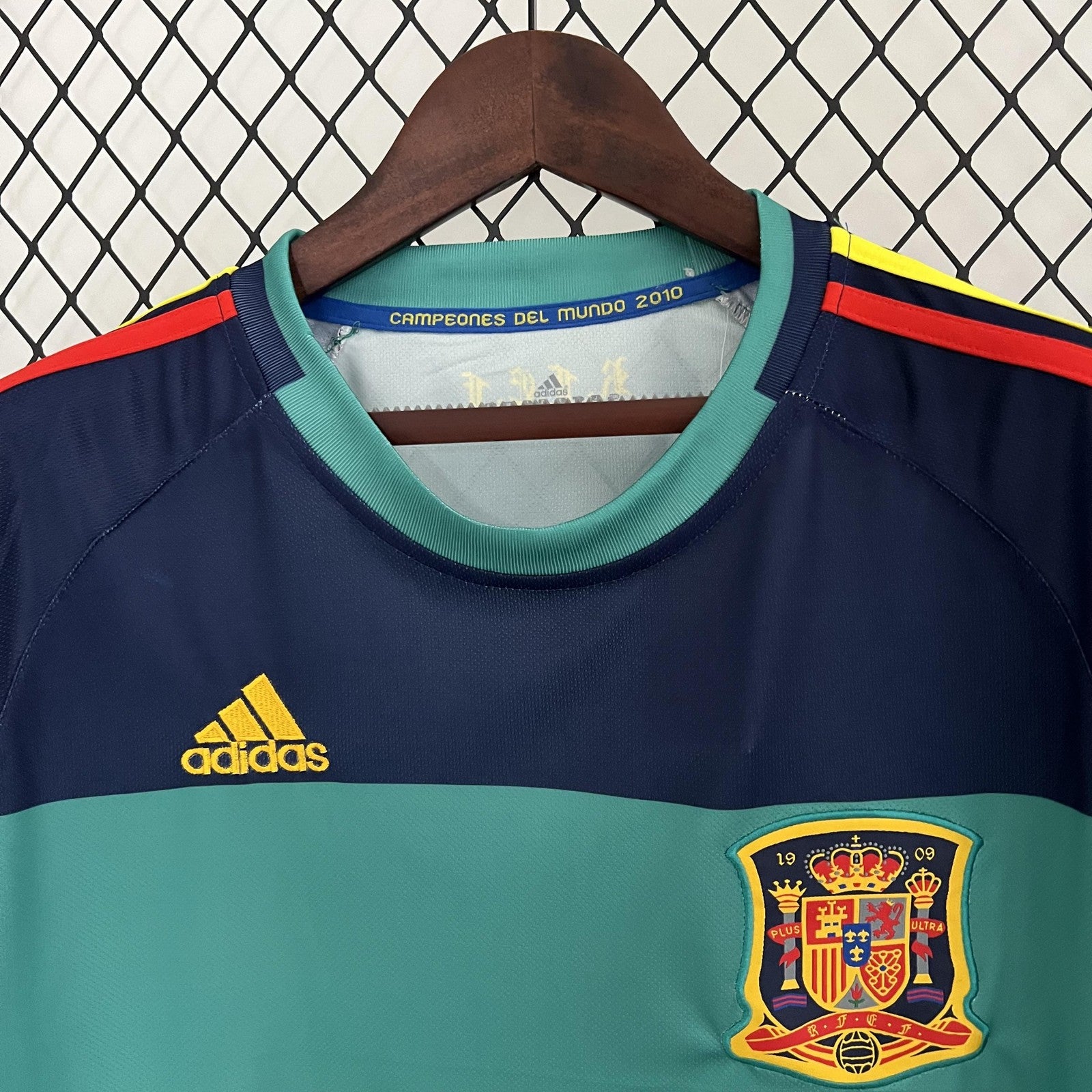 Retro Spain 2010 Goalkeeper