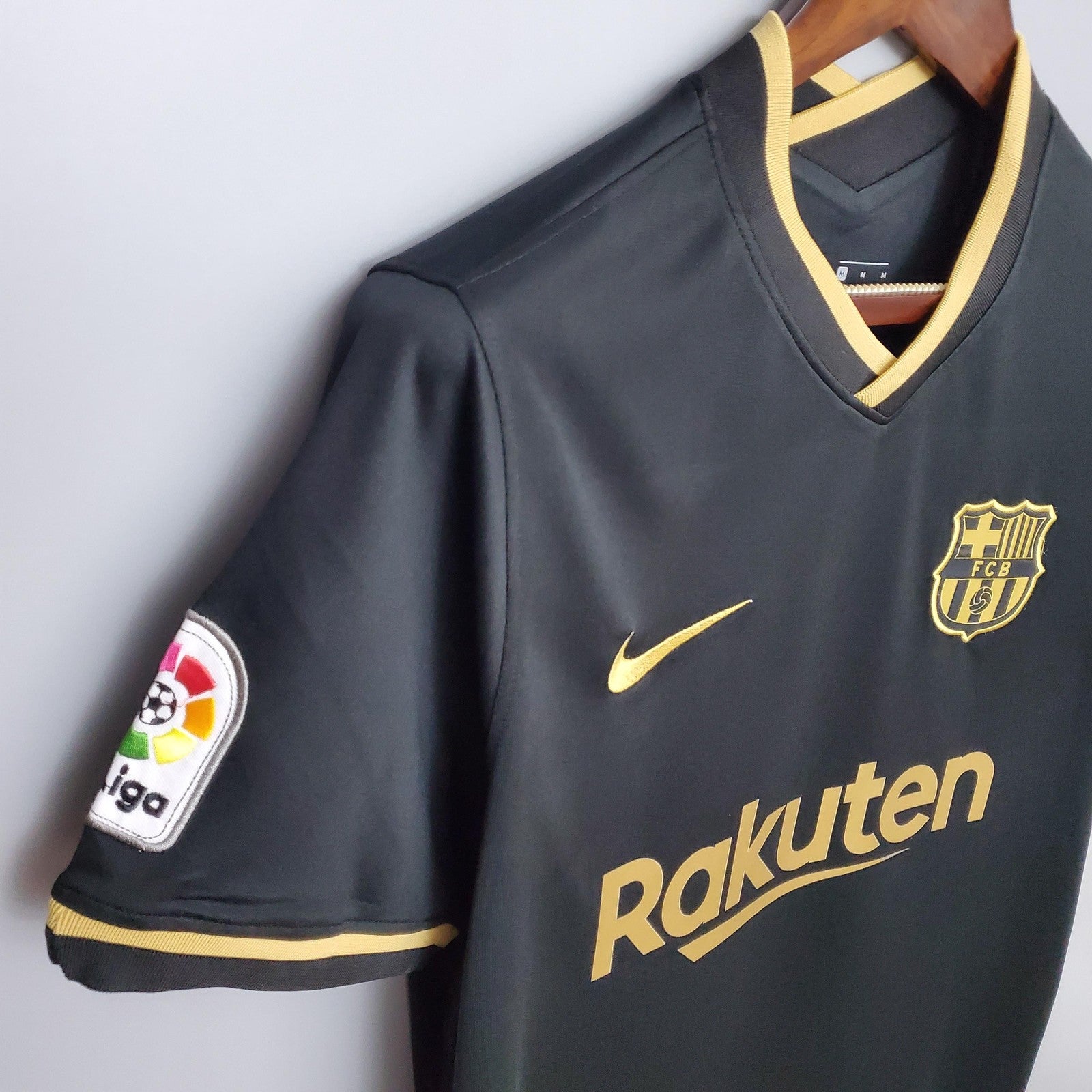 20 21 Barcelona Away