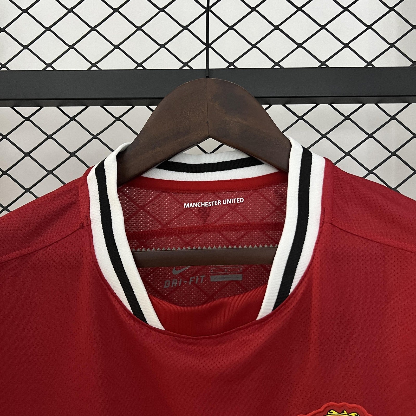 Retro M U 11 12 Home