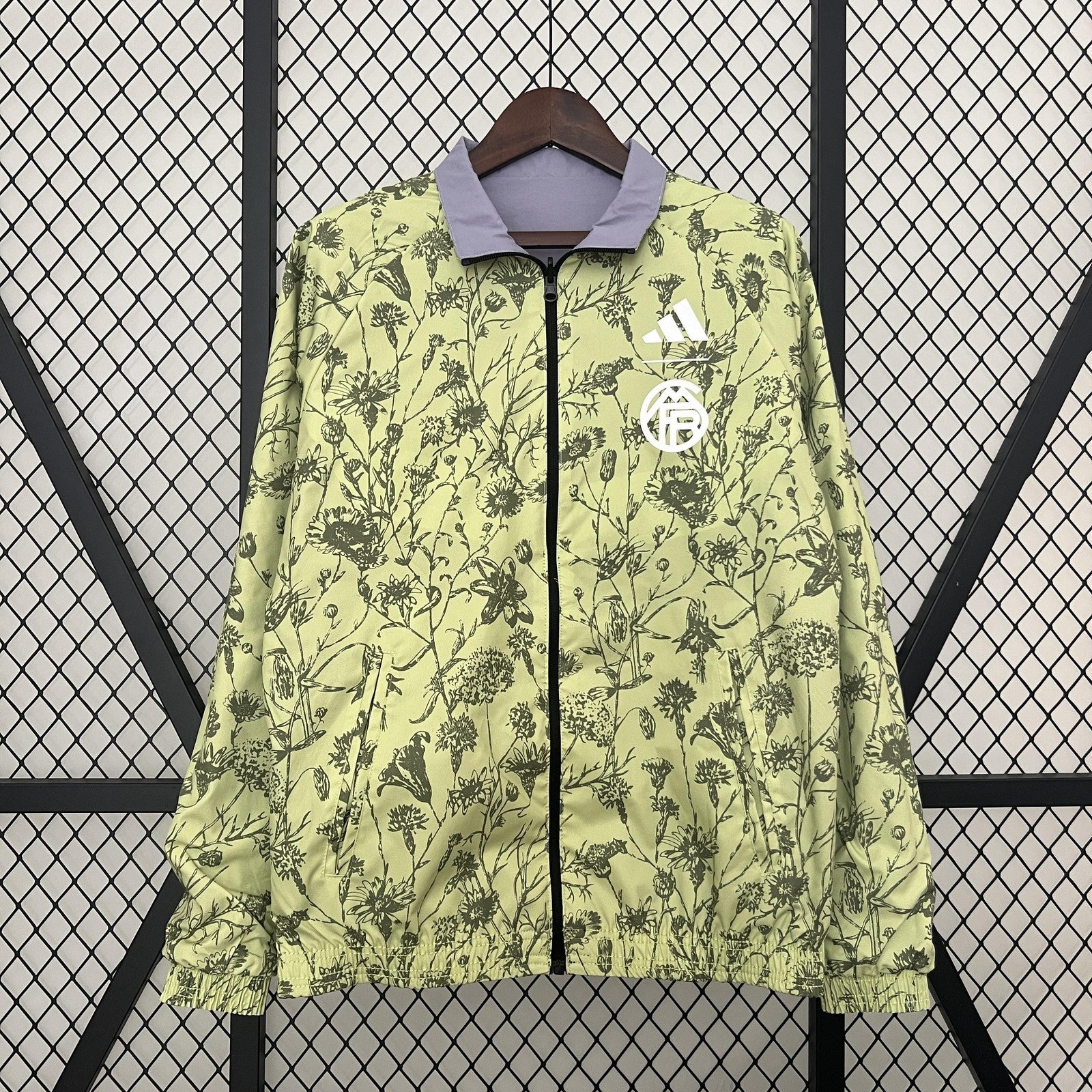 24 25 Bayern Munich Trench Coat Reversible